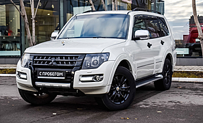 Mitsubishi Pajero, IV Рестайлинг 2 3.8 AT (243 л.с.) 4WD