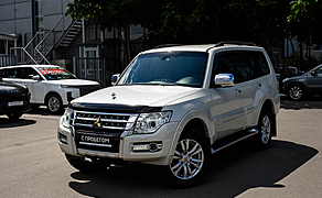 Mitsubishi Pajero, IV Рестайлинг 2 3.8 AT (243 л.с.) 4WD