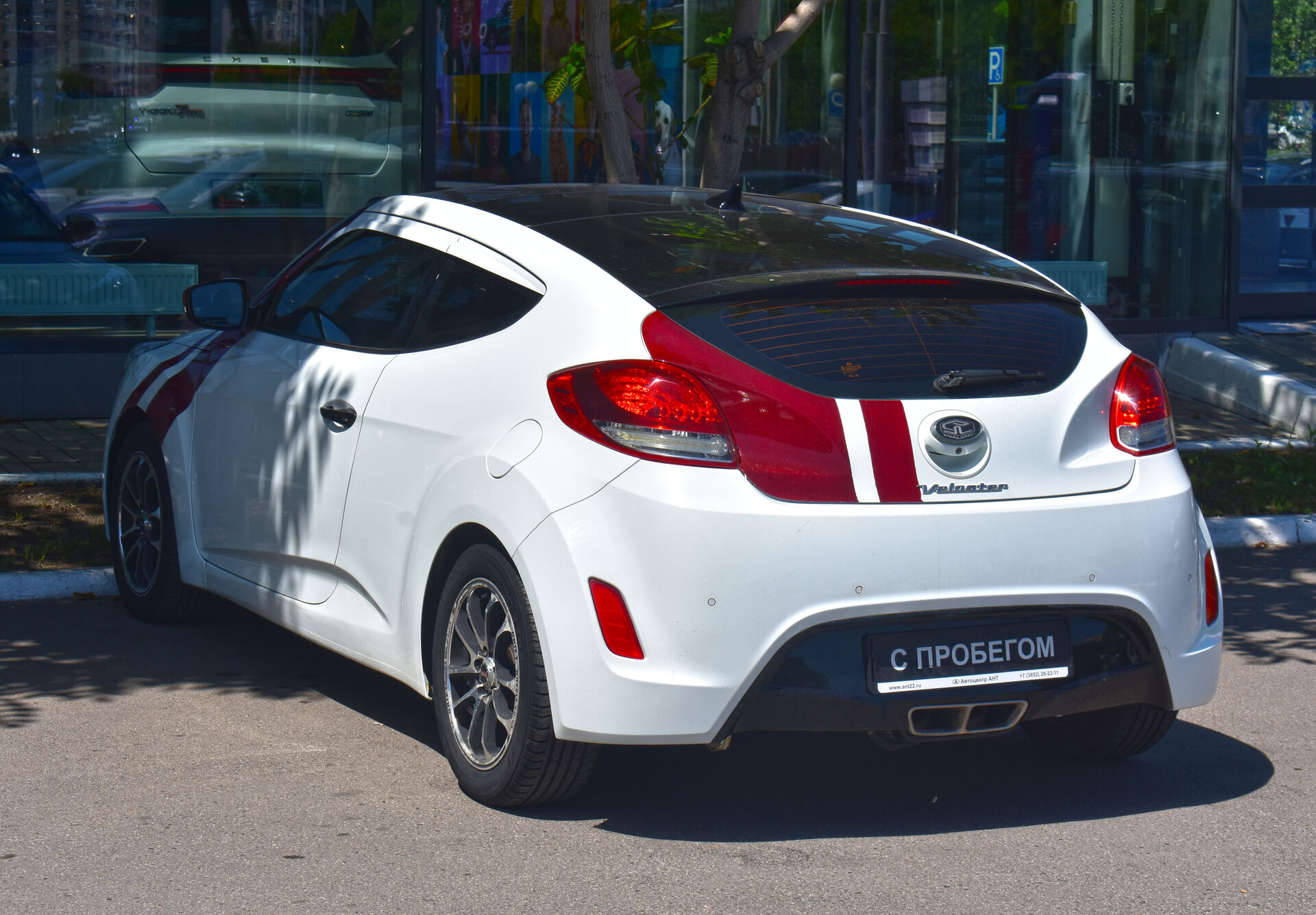 Hyundai Veloster, I 1.6 AT (132 л.с.) 2011