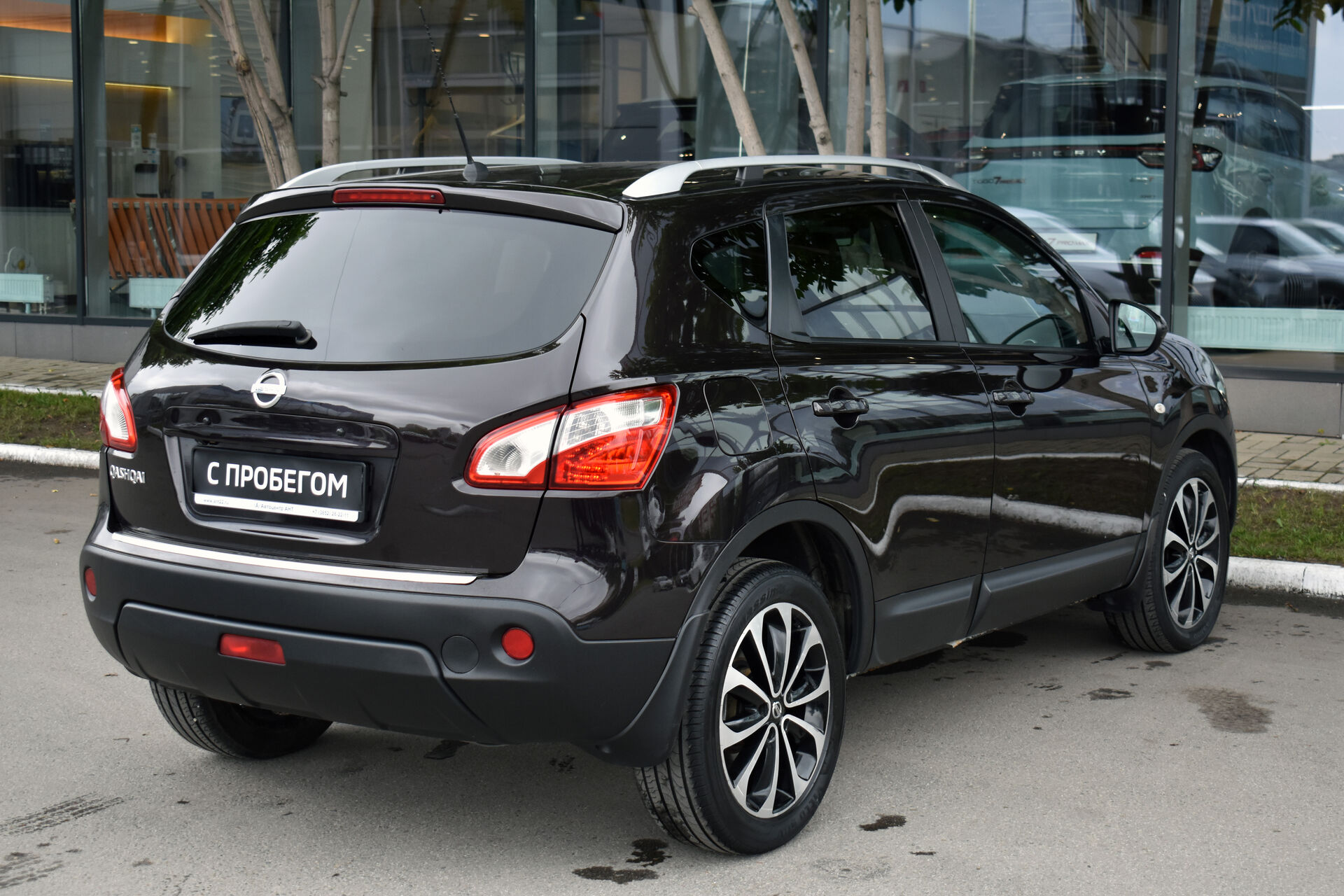 Nissan Qashqai, I Рестайлинг 2.0 CVT (141 л.с.) 4WD 2011