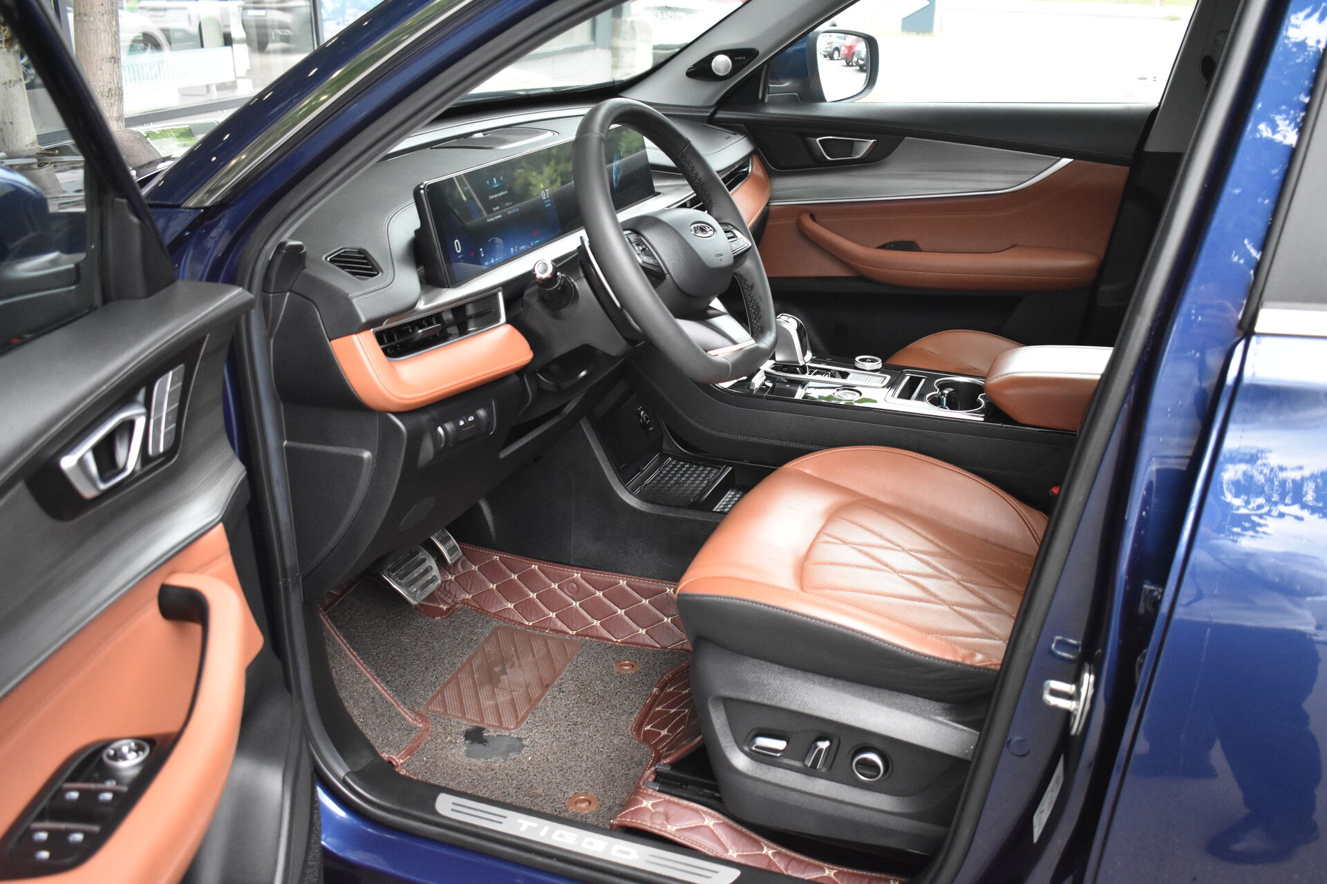 Chery Tiggo 8 Pro Max, I 2.0 AMT (197 л.с.) 4WD 2023