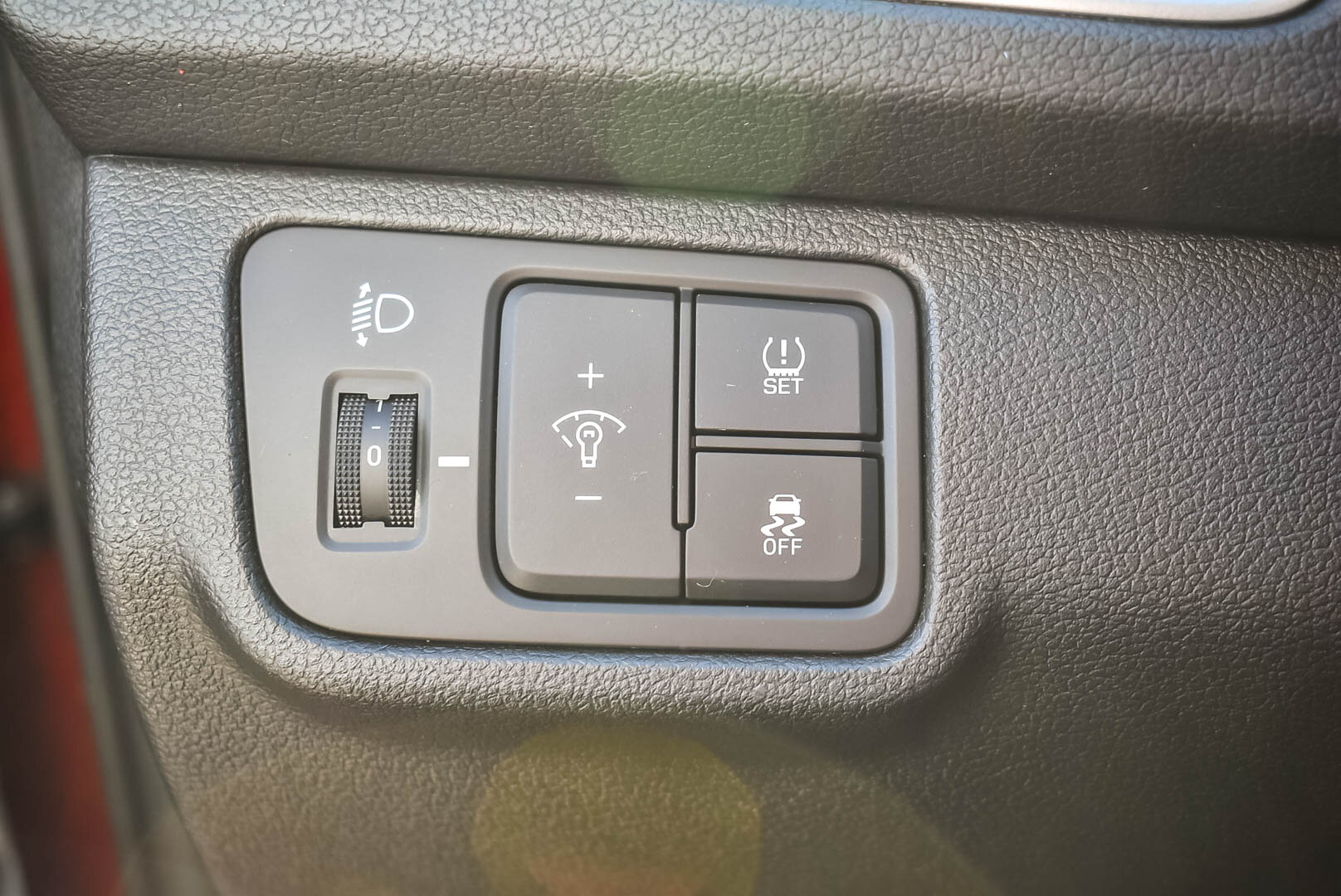 Hyundai Solaris, II 1.6 AT (123 л.с.) 2017