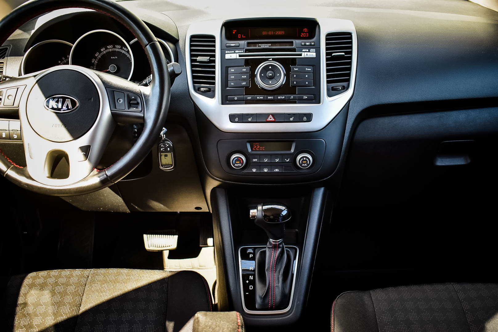 Kia Venga, I Рестайлинг 1.6 AT (124 л.с.) 2015