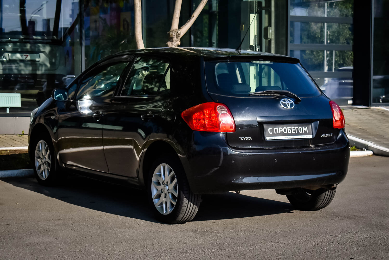Toyota Auris, I 1.6 AMT (124 л.с.) 2007
