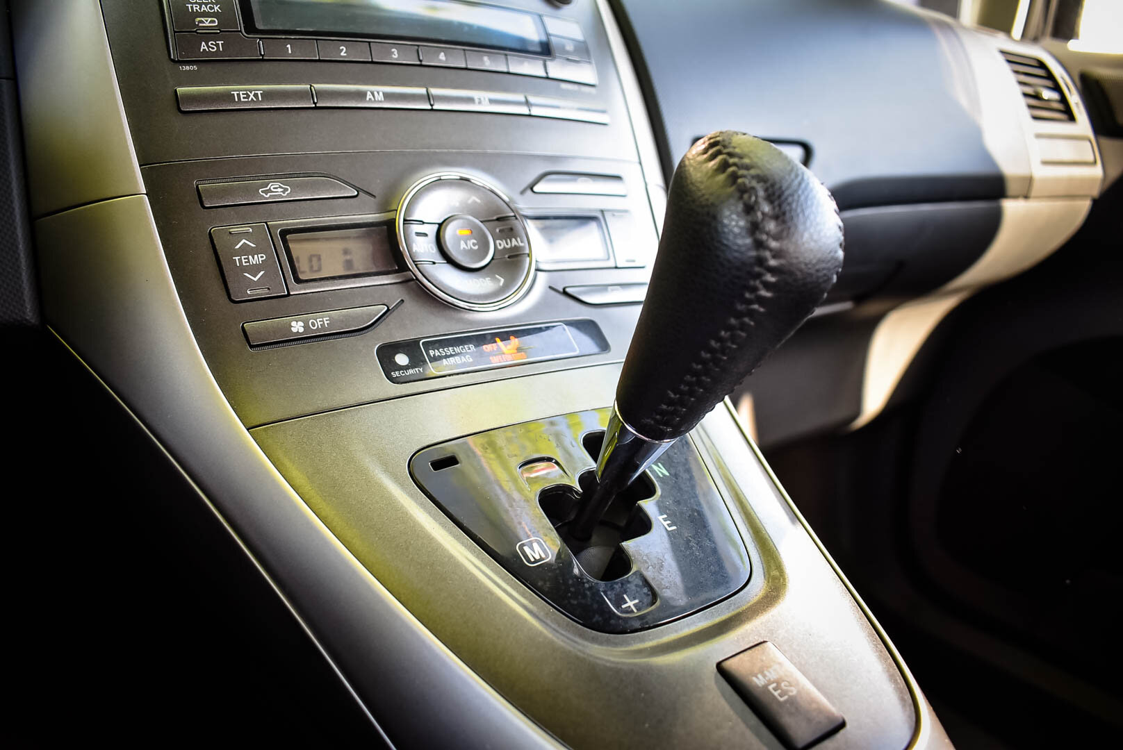 Toyota Auris, I 1.6 AMT (124 л.с.) 2007