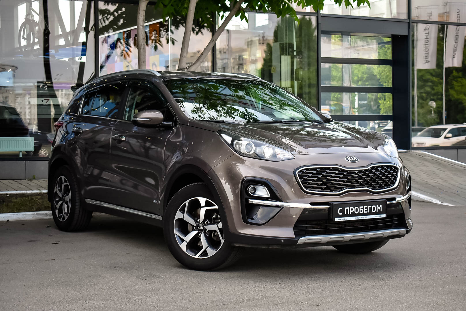 Kia Sportage, IV Рестайлинг 2.4 AT (184 л.с.) 4WD 2019
