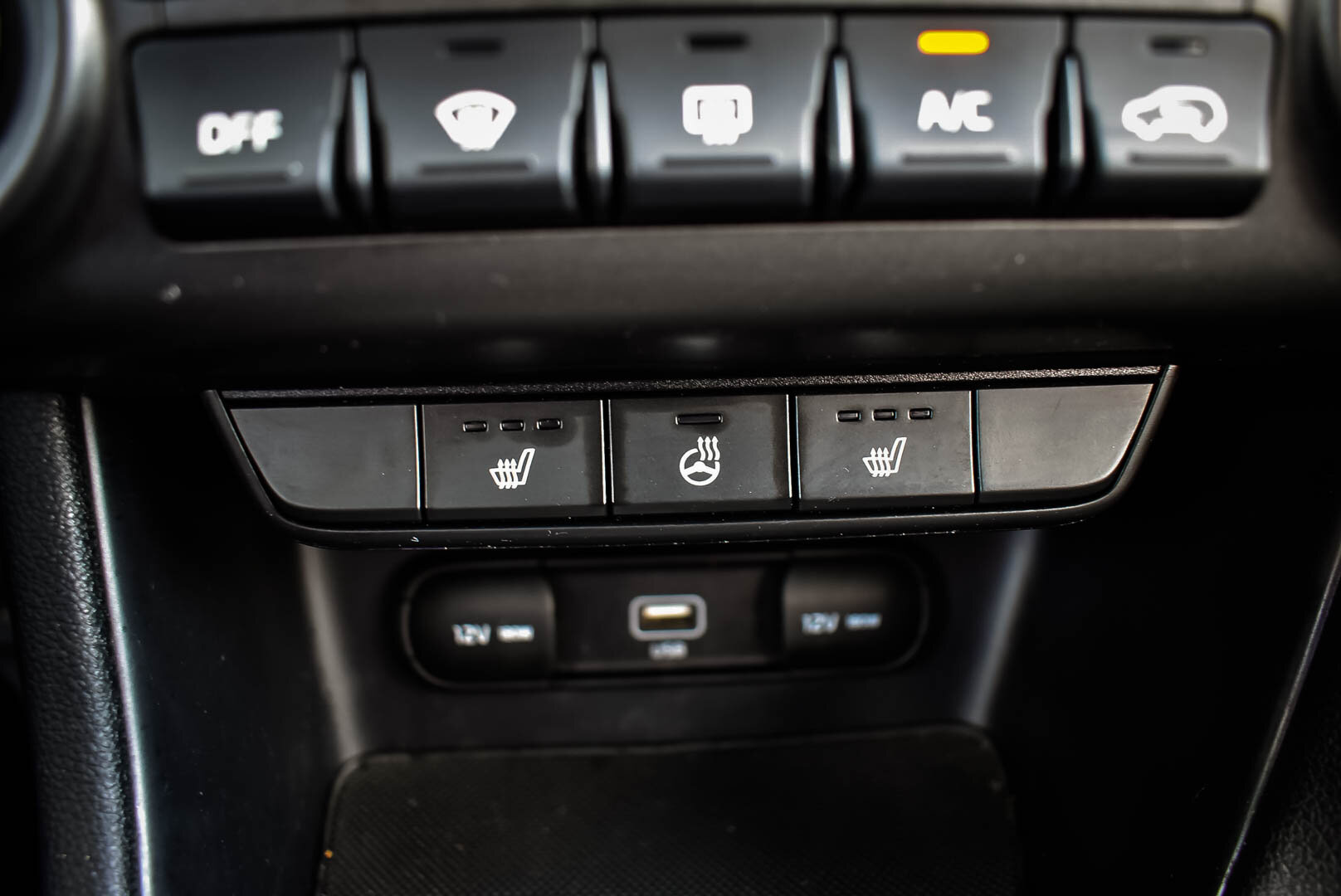 Kia Sportage, IV Рестайлинг 2.4 AT (184 л.с.) 4WD 2019