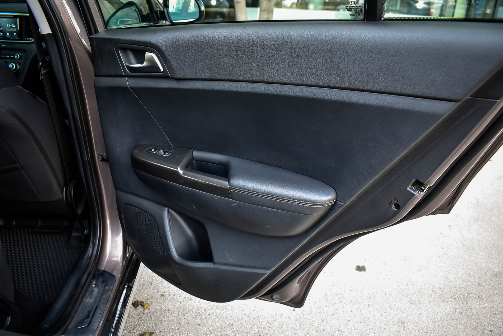 Kia Sportage, IV Рестайлинг 2.4 AT (184 л.с.) 4WD 2019