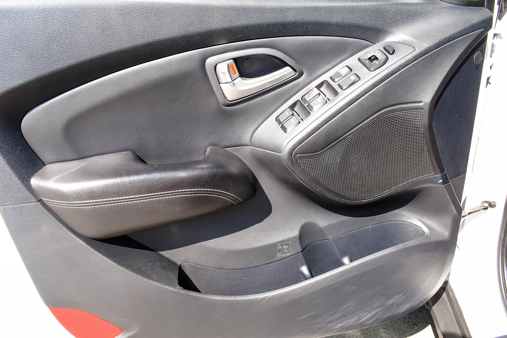 Hyundai ix35, I 2.0 AT (150 л.с.) 2013