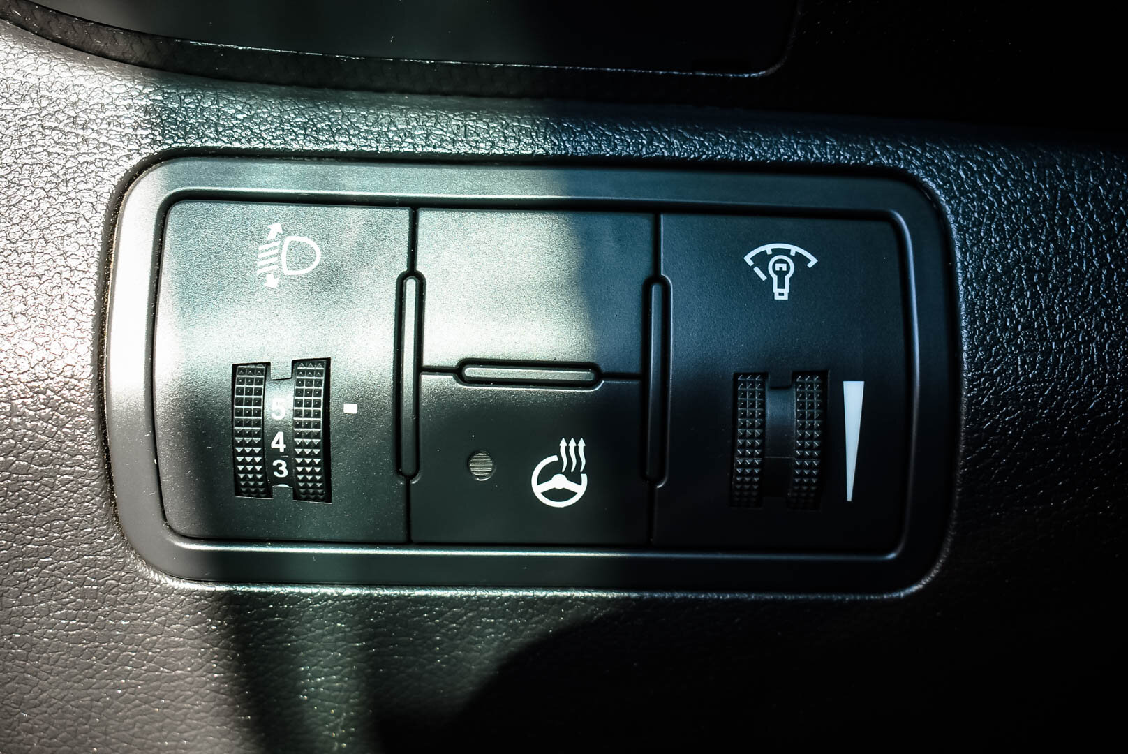 Hyundai Solaris, I 1.6 AT (123 л.с.) 2013
