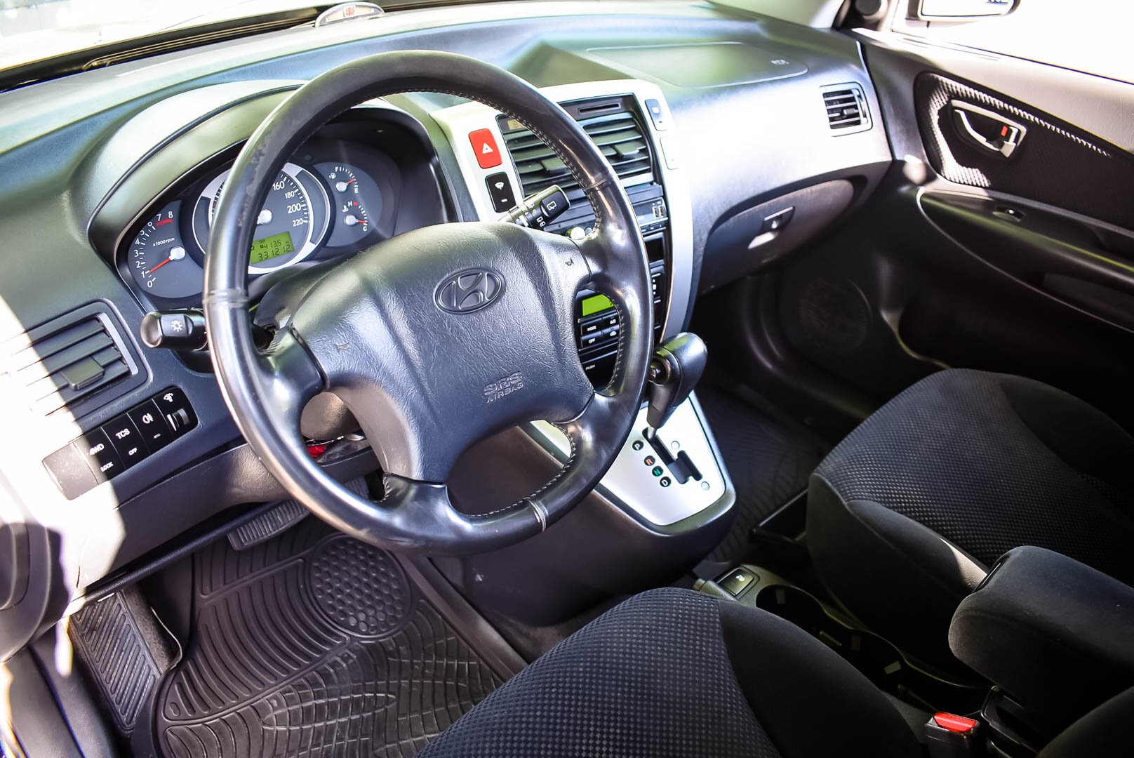 Hyundai Tucson, I 2.0 AT (141 л.с.) 4WD 2007
