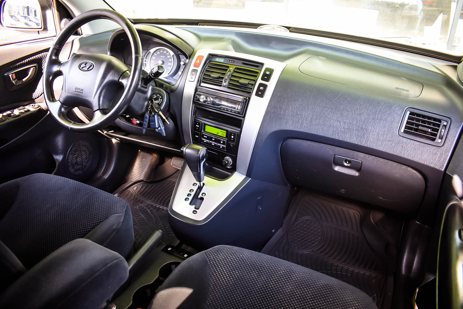 Hyundai Tucson, I 2.0 AT (141 л.с.) 4WD 2007