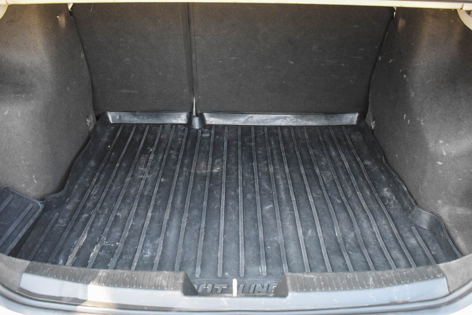 Chevrolet Aveo, II 1.6 AT (115 л.с.) 2013