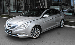 Hyundai Sonata, VI (YF) 2.0 AT (150 л.с.)