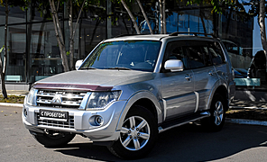 Mitsubishi Pajero, IV Рестайлинг 1 3.0 AT (178 л.с.) 4WD