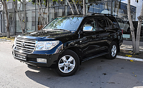 Toyota Land Cruiser, 200 Series 4.5d AT (235 л.с.) 4WD