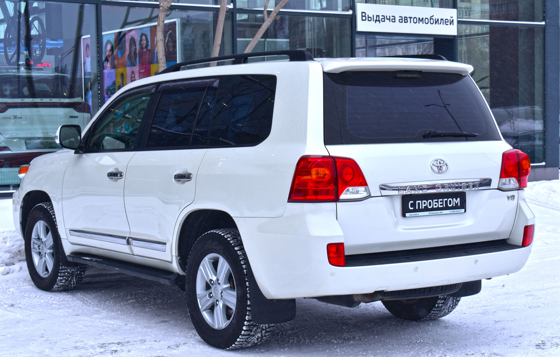 Toyota Land Cruiser, 70 Series Рестайлинг 1 76 4.5d AT (202 л.с.) 4WD 2012