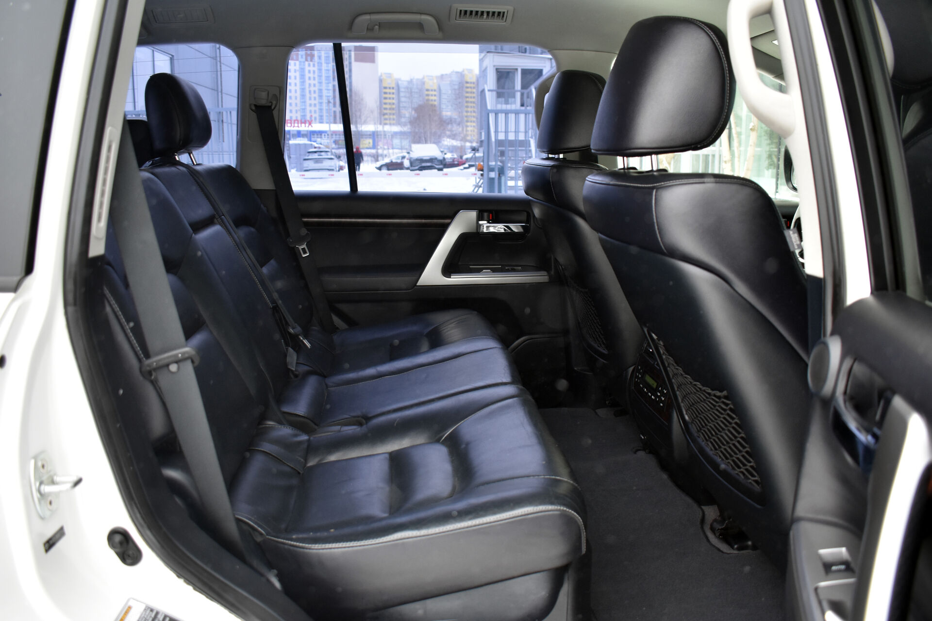 Toyota Land Cruiser, 70 Series Рестайлинг 1 76 4.5d AT (202 л.с.) 4WD 2012