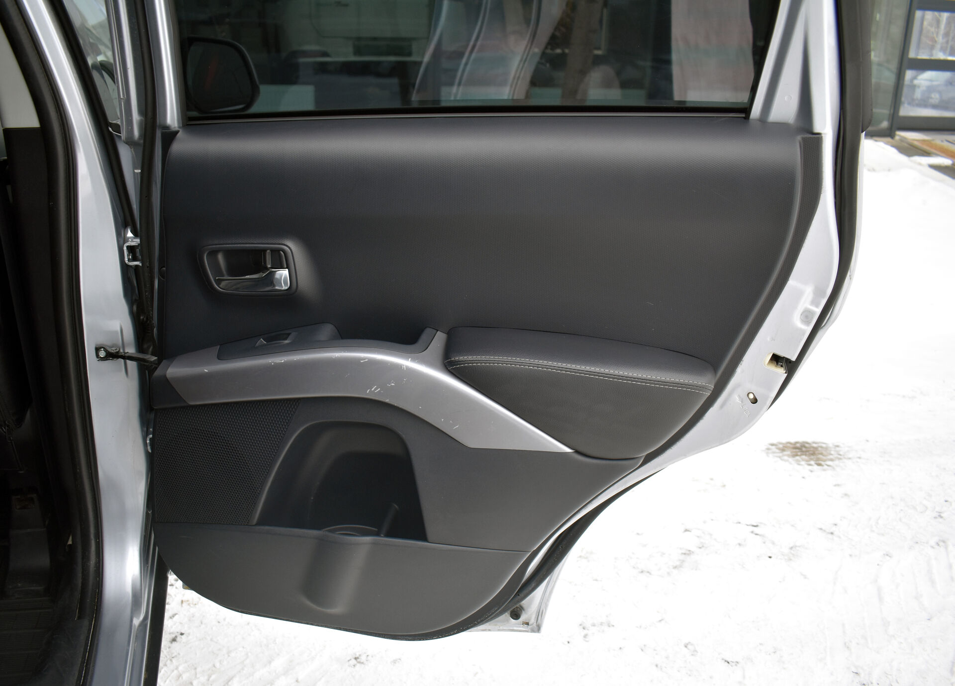 Mitsubishi Outlander, II 3.0 AT (220 л.с.) 4WD 2007