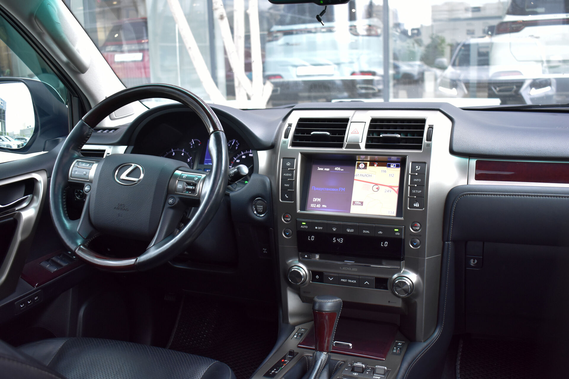 Lexus GX, II Рестайлинг 460 4.6 AT (296 л.с.) 4WD 2014