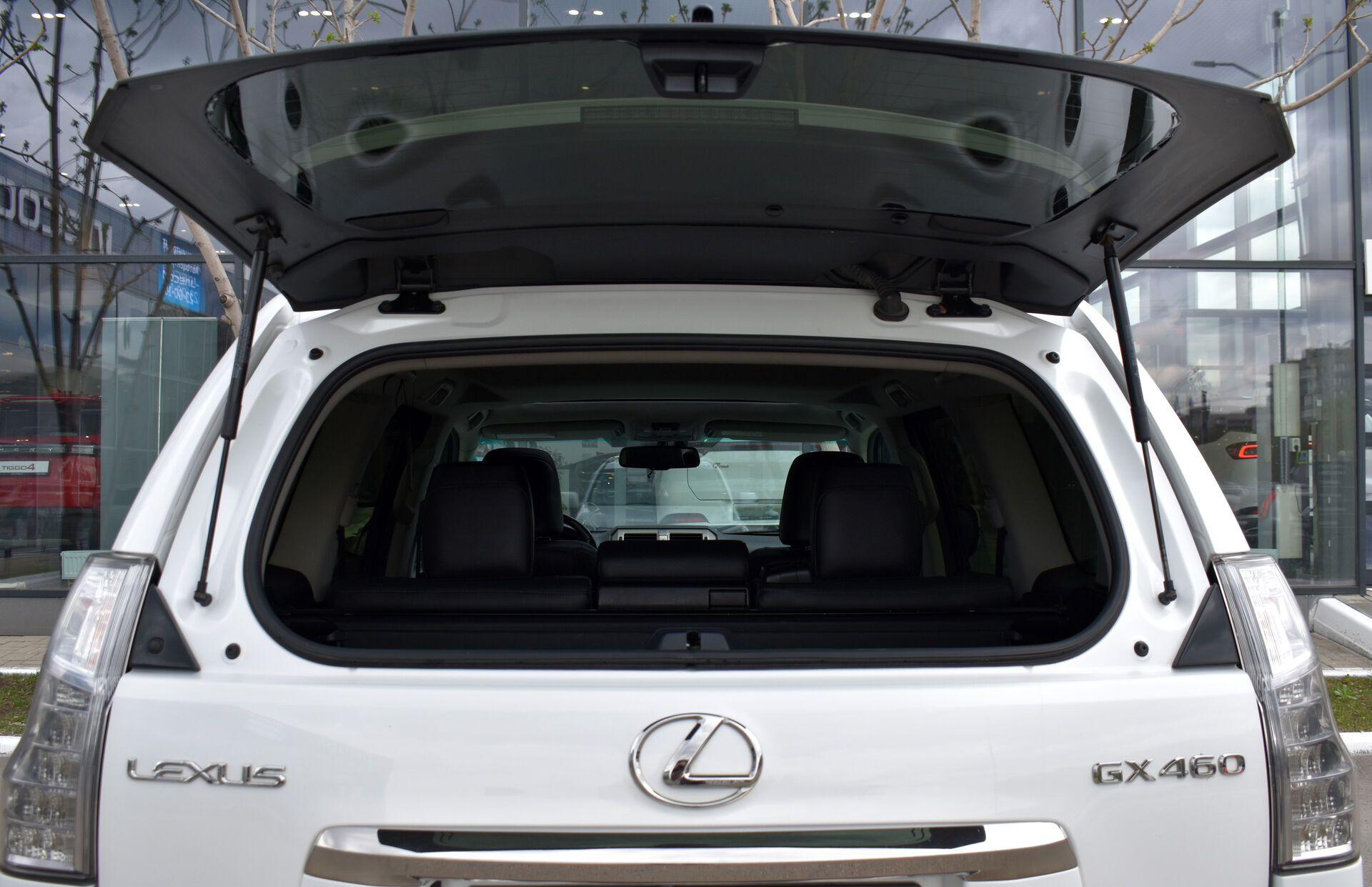 Lexus GX, II Рестайлинг 460 4.6 AT (296 л.с.) 4WD 2014