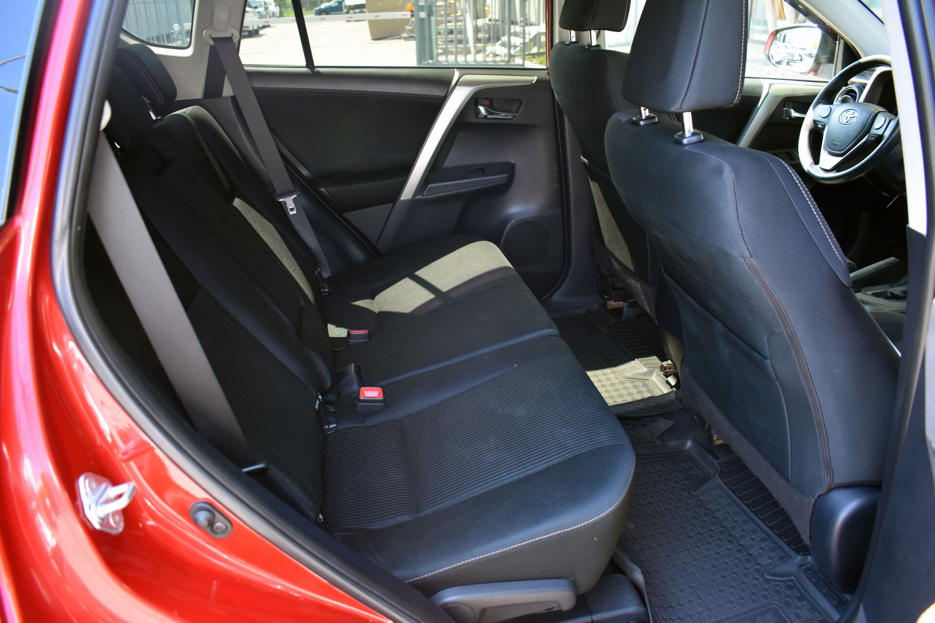 Toyota RAV4, IV (XA40) 2.0 CVT (146 л.с.) 2014