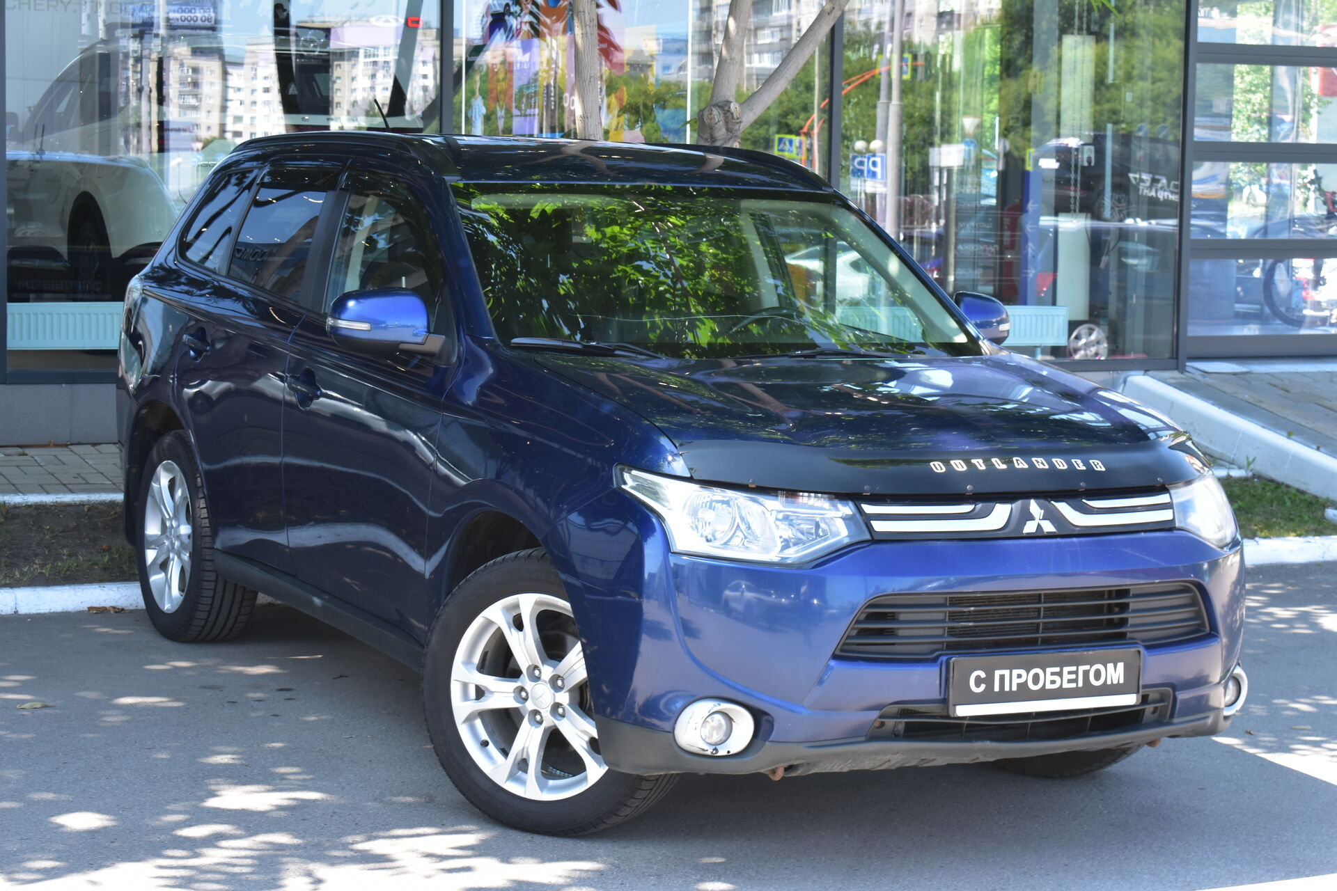 Mitsubishi Outlander, III 2.4 CVT (167 л.с.) 4WD 2013