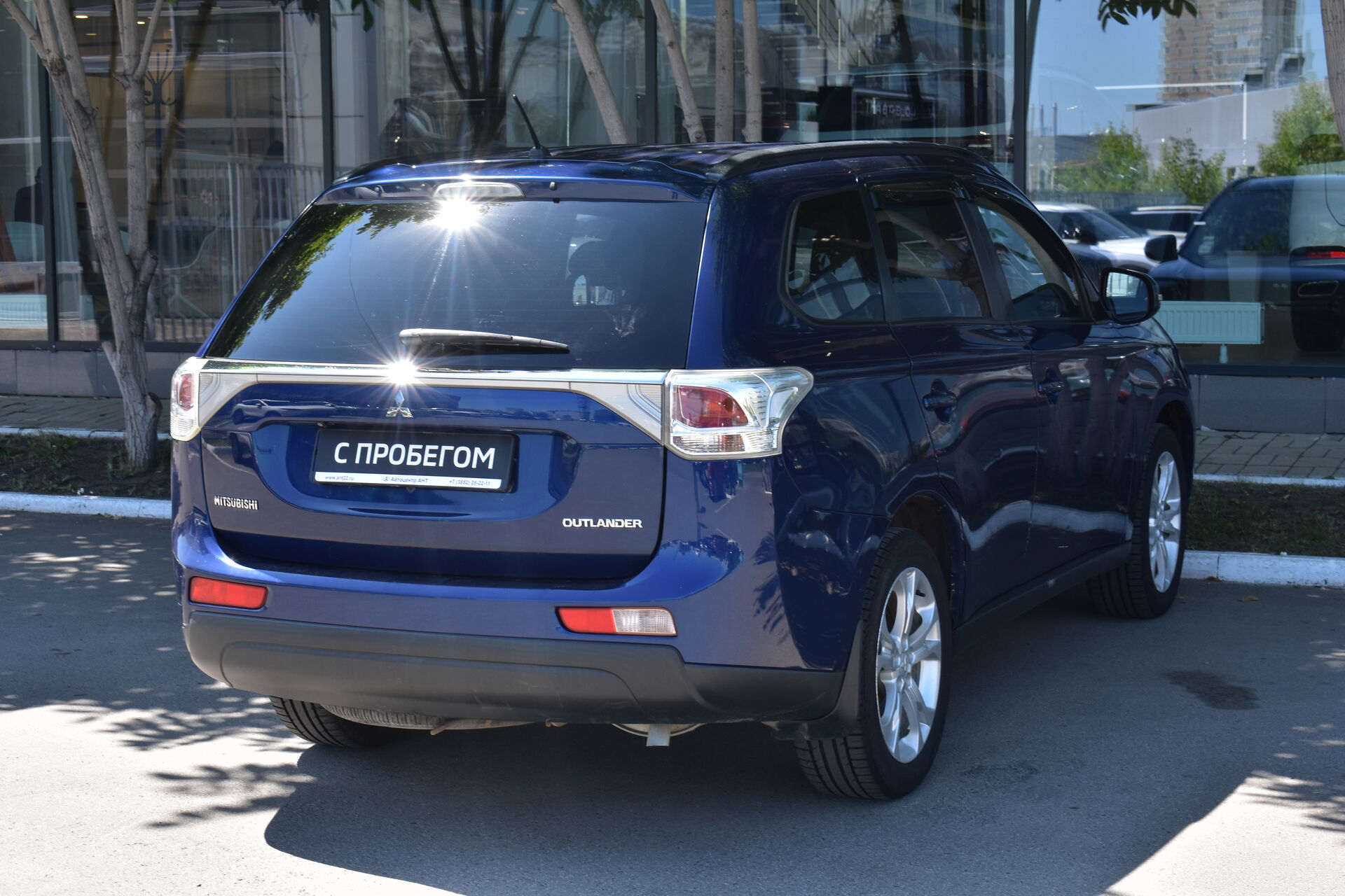 Mitsubishi Outlander, III 2.4 CVT (167 л.с.) 4WD 2013