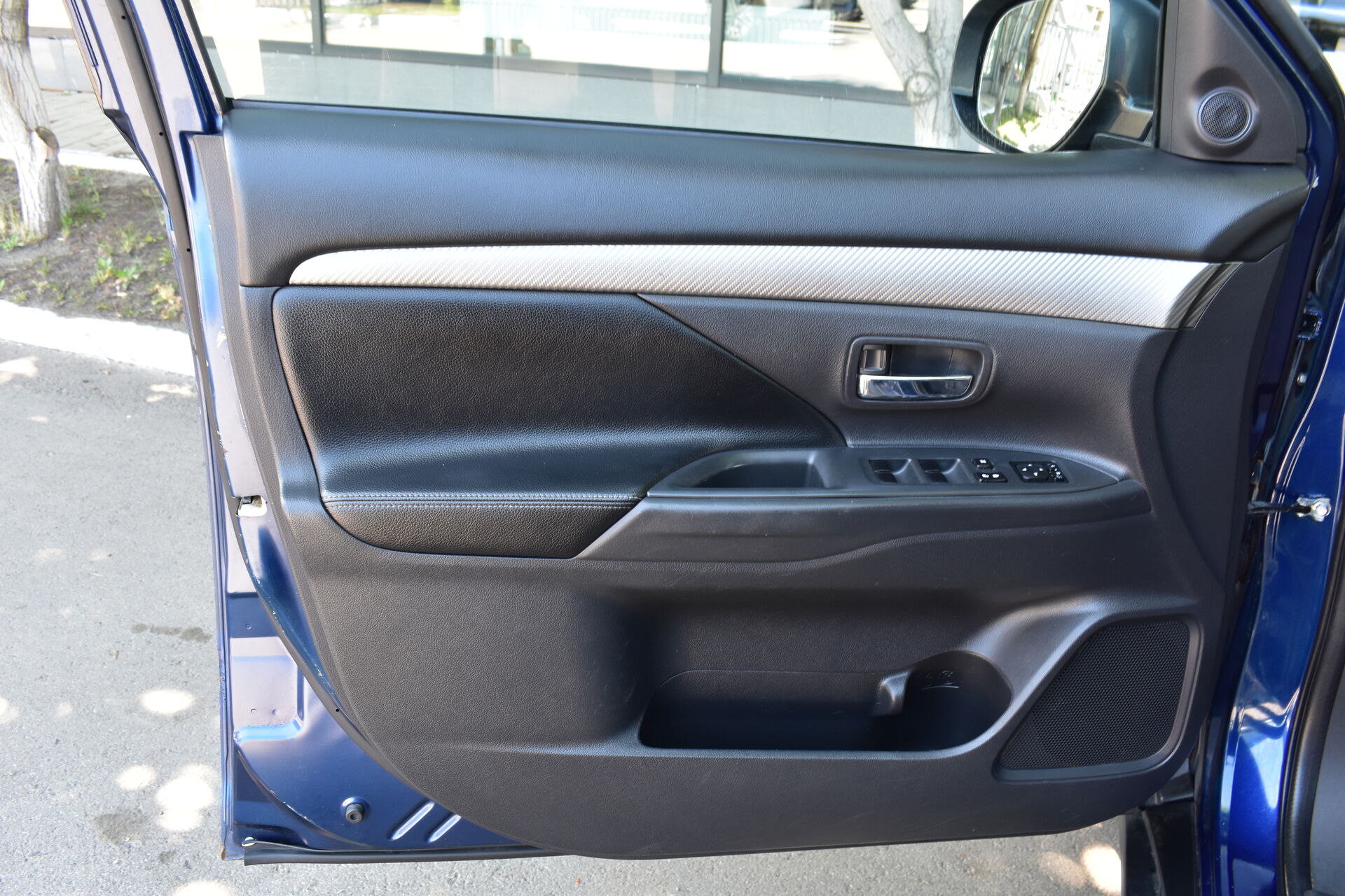 Mitsubishi Outlander, III 2.4 CVT (167 л.с.) 4WD 2013