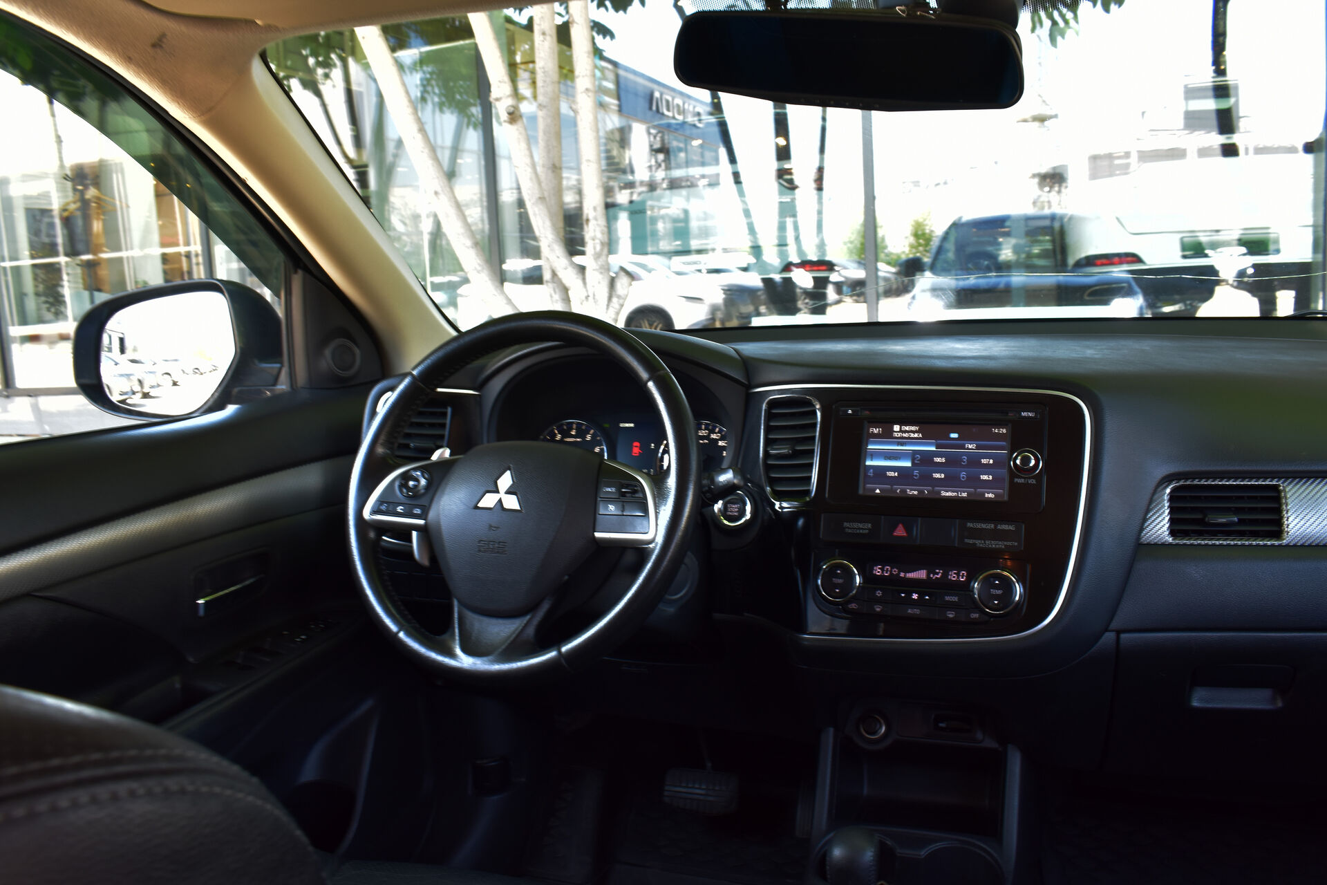 Mitsubishi Outlander, III 2.4 CVT (167 л.с.) 4WD 2013