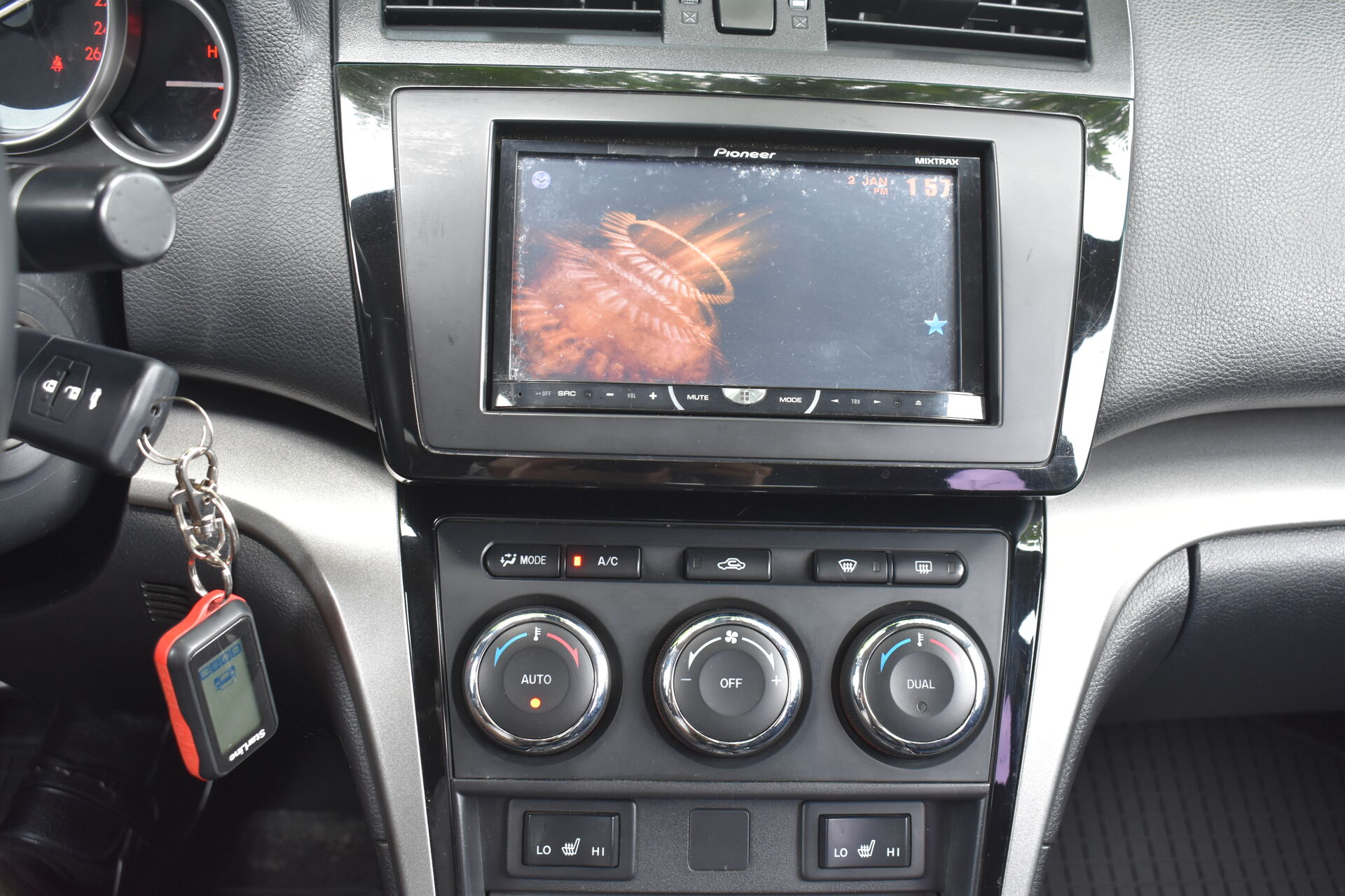 Mazda 6, II (GH) Рестайлинг 2.0 AT (147 л.с.) 2010