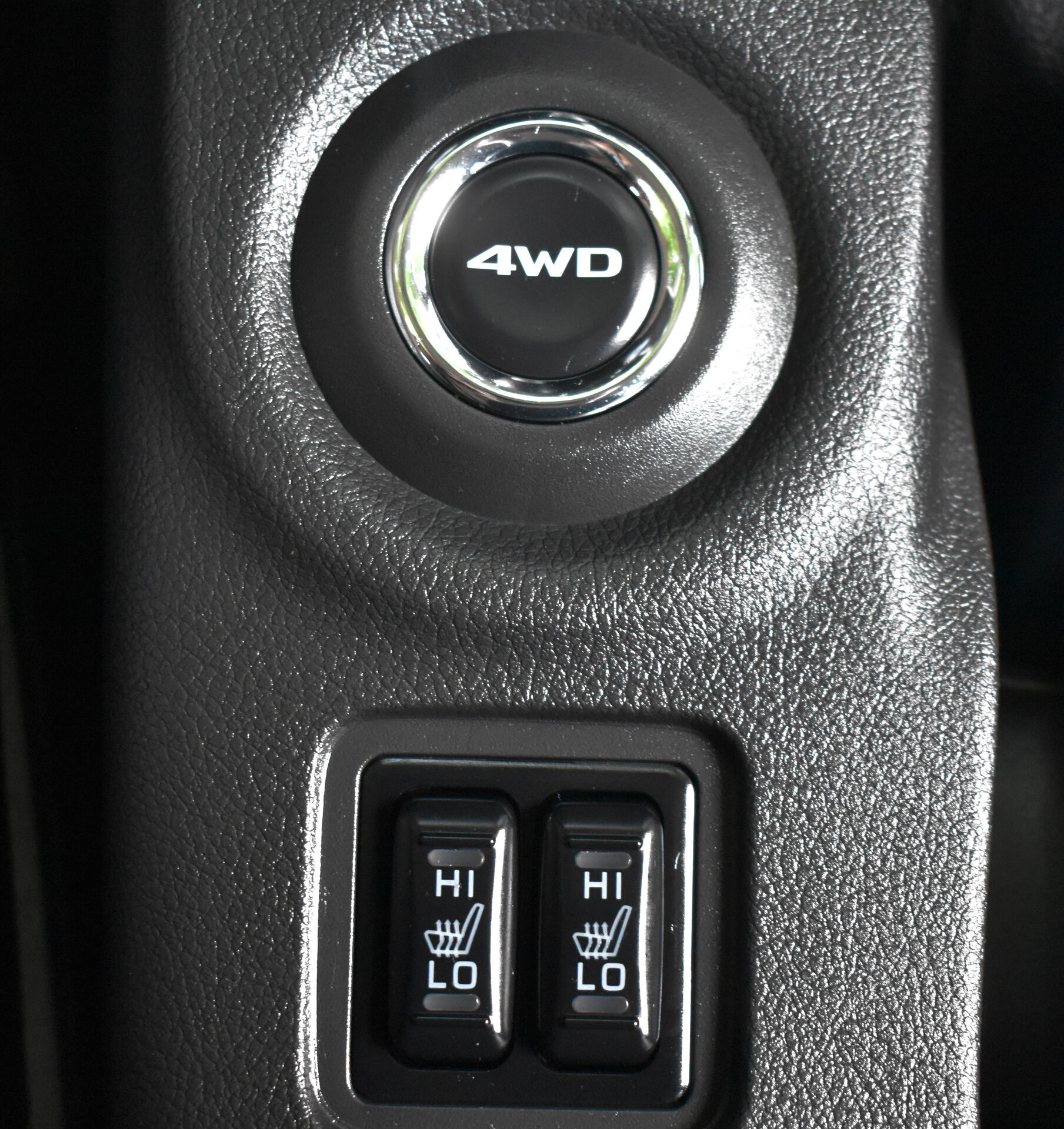 Mitsubishi Outlander, III Рестайлинг 2 2.4 CVT (167 л.с.) 4WD 2016