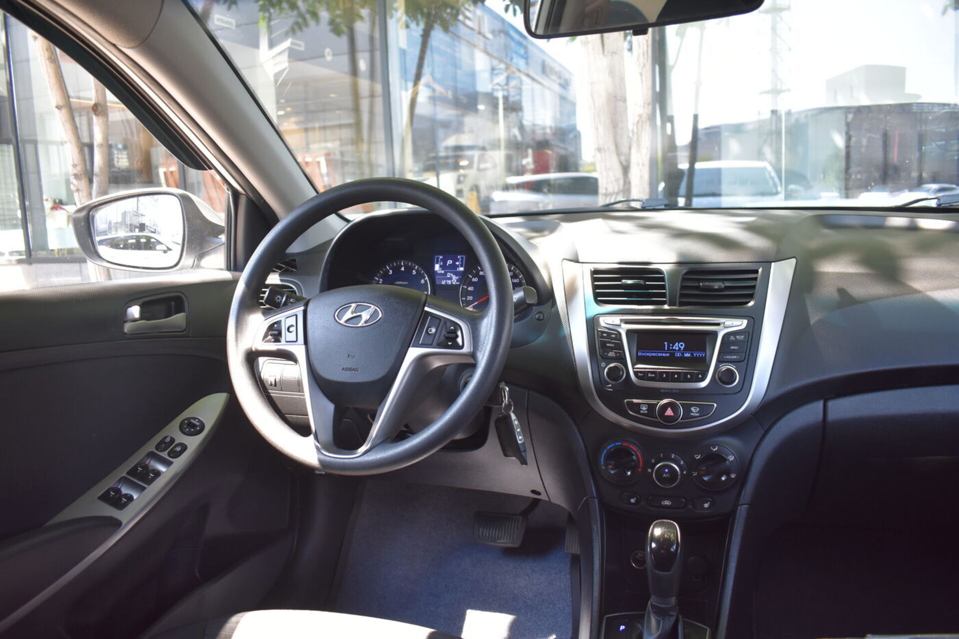 Hyundai Solaris, I Рестайлинг 1.6 AT (123 л.с.) 2016