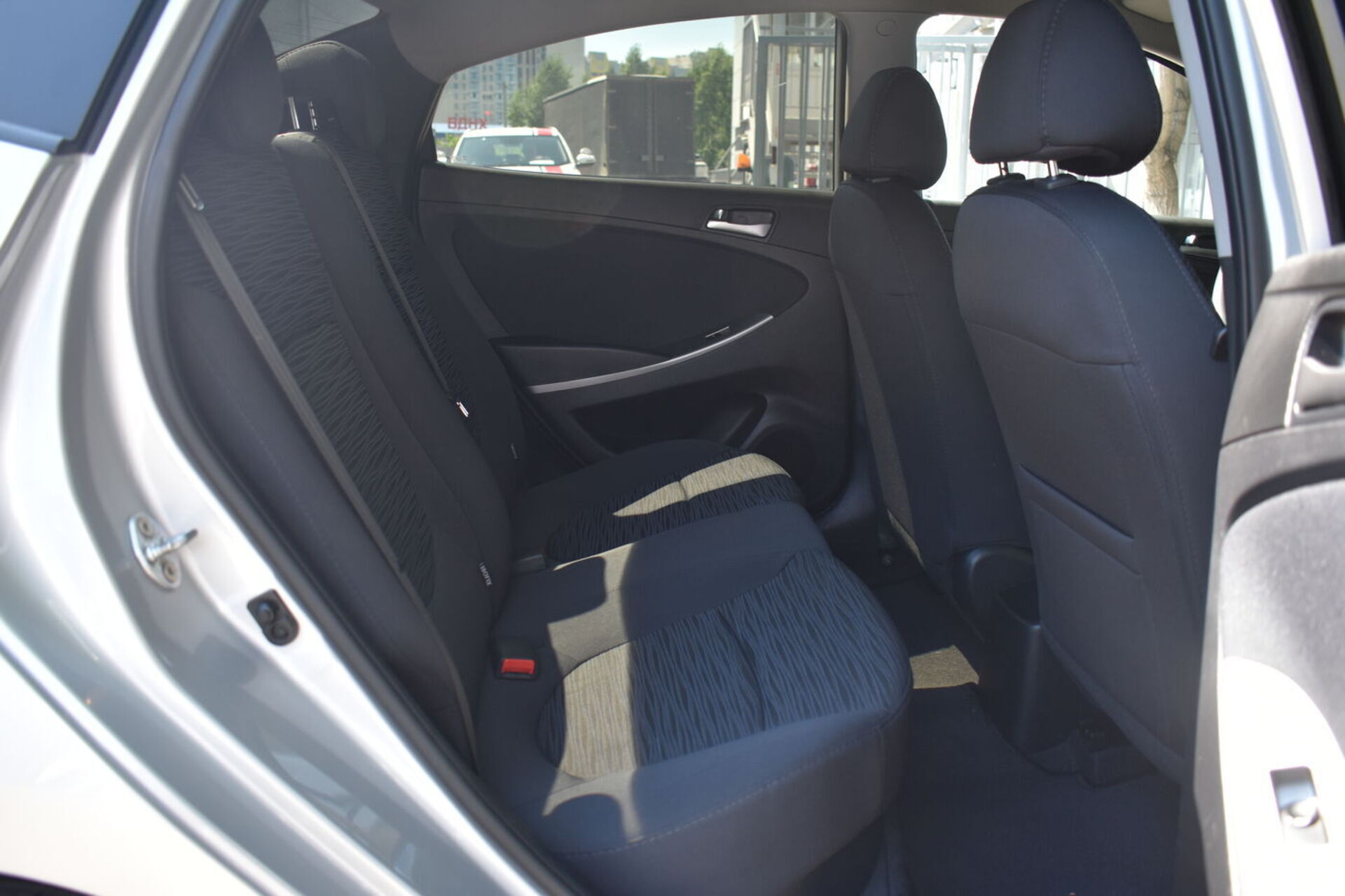 Hyundai Solaris, I Рестайлинг 1.6 AT (123 л.с.) 2016