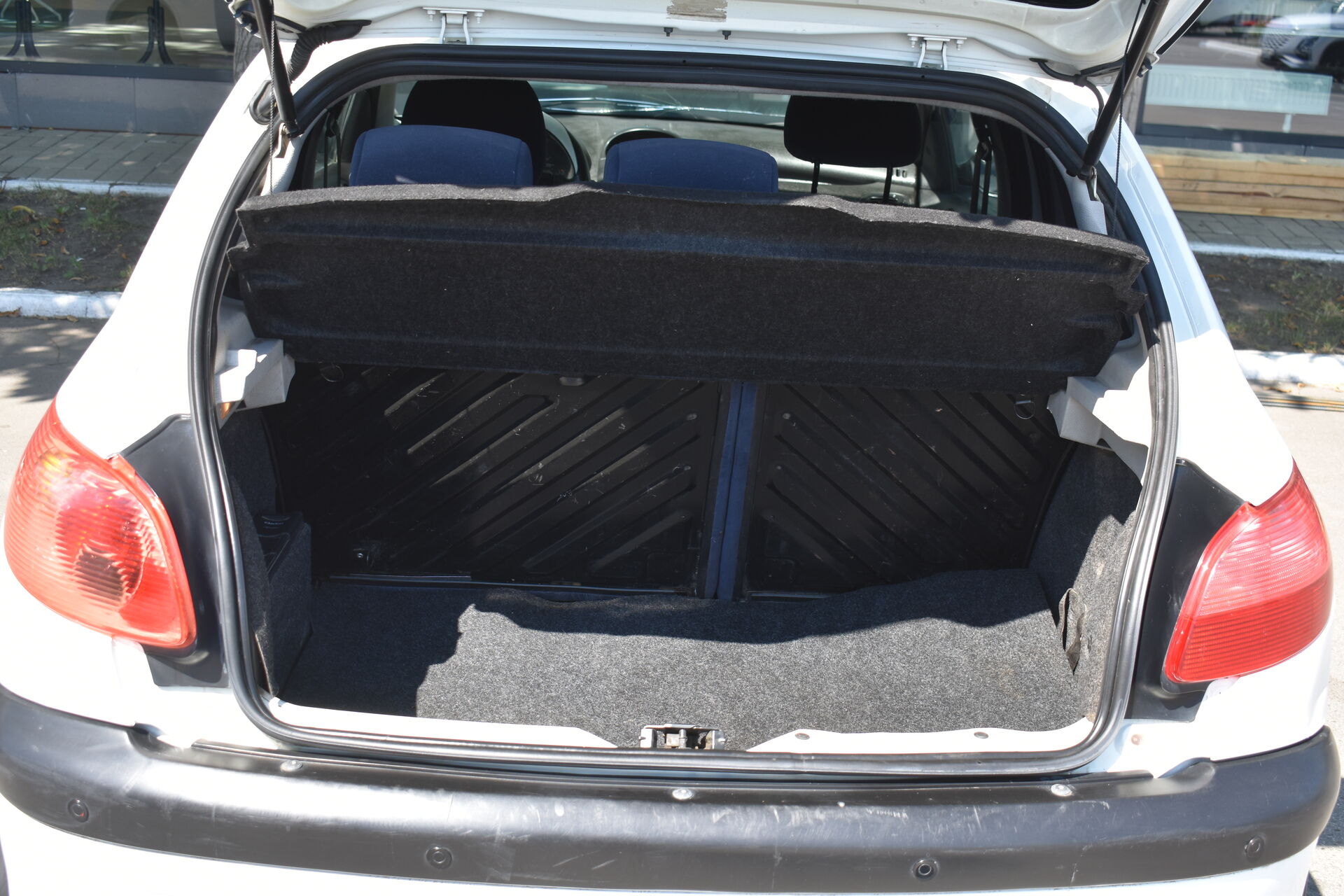 Peugeot 206, I 1.4 AT (75 л.с.) 2003