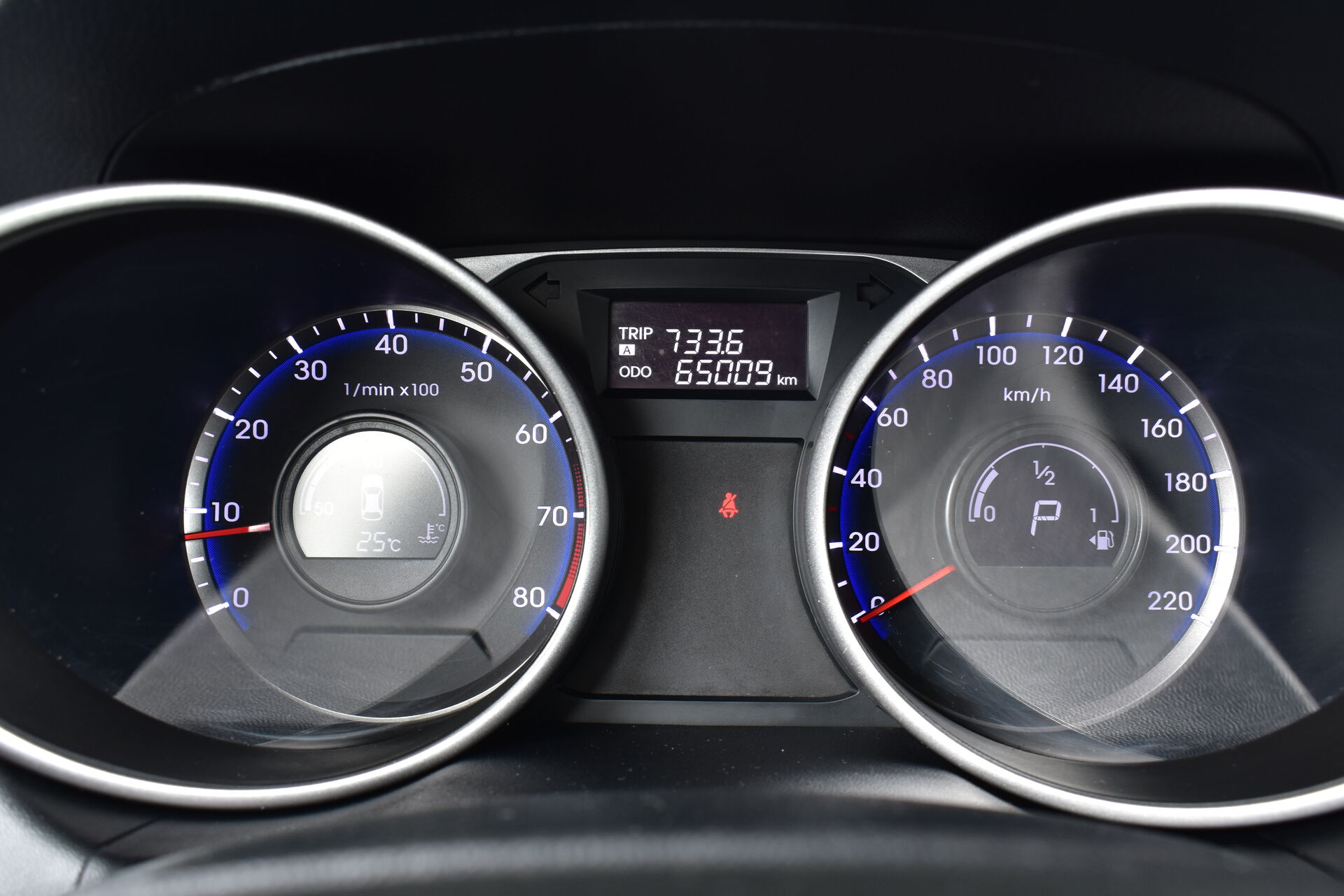Hyundai ix35, I Рестайлинг 2.0 AT (150 л.с.) 2014
