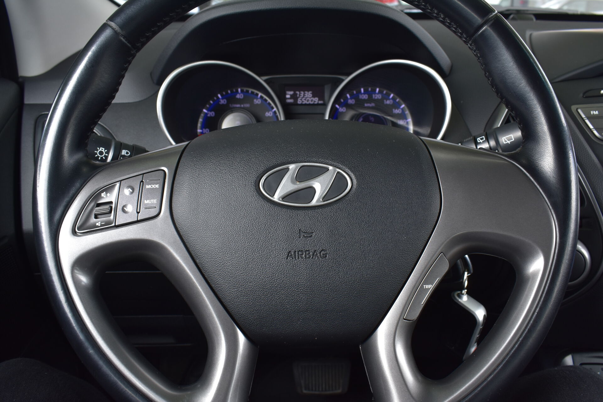 Hyundai ix35, I Рестайлинг 2.0 AT (150 л.с.) 2014