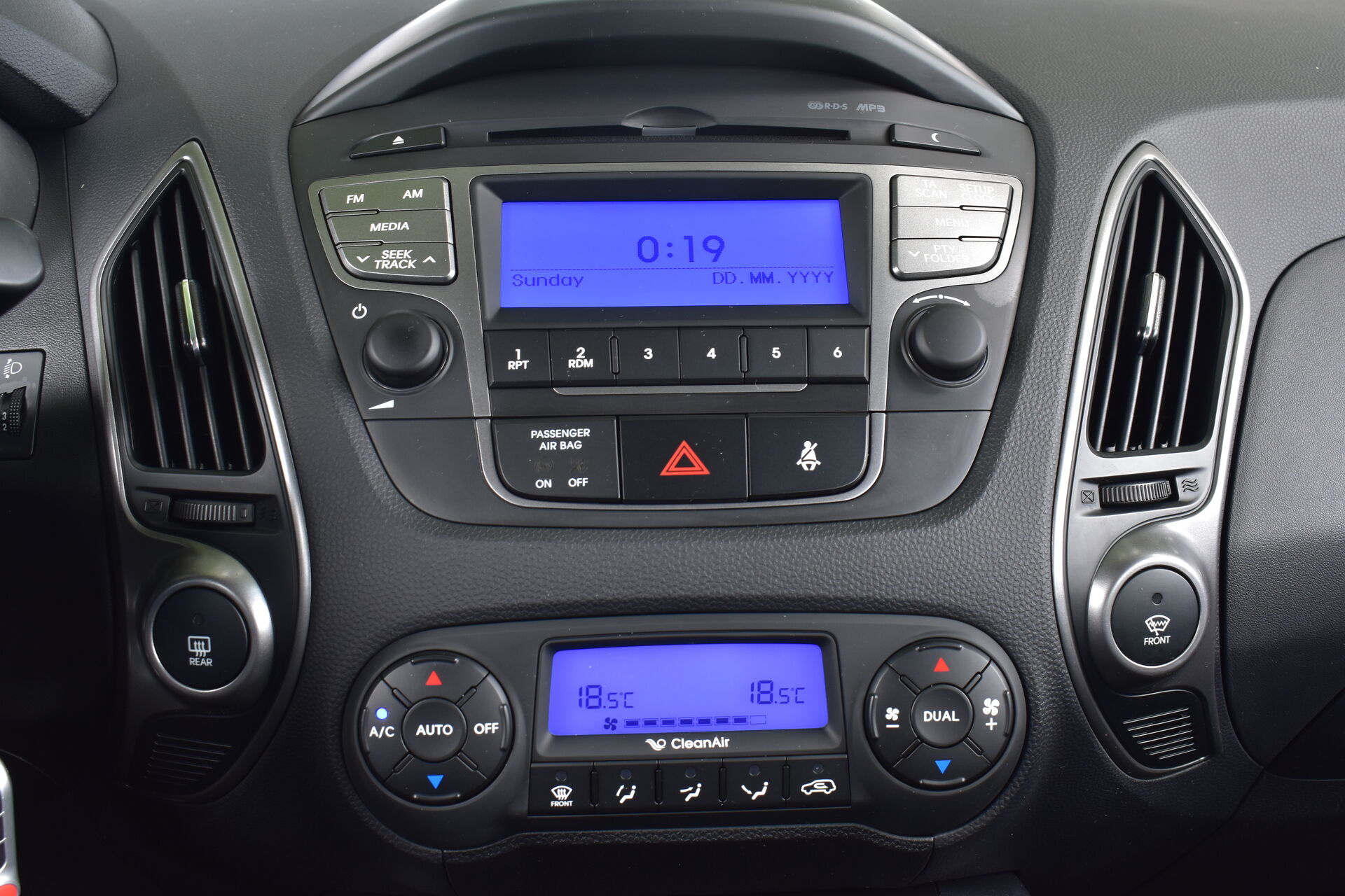 Hyundai ix35, I Рестайлинг 2.0 AT (150 л.с.) 2014
