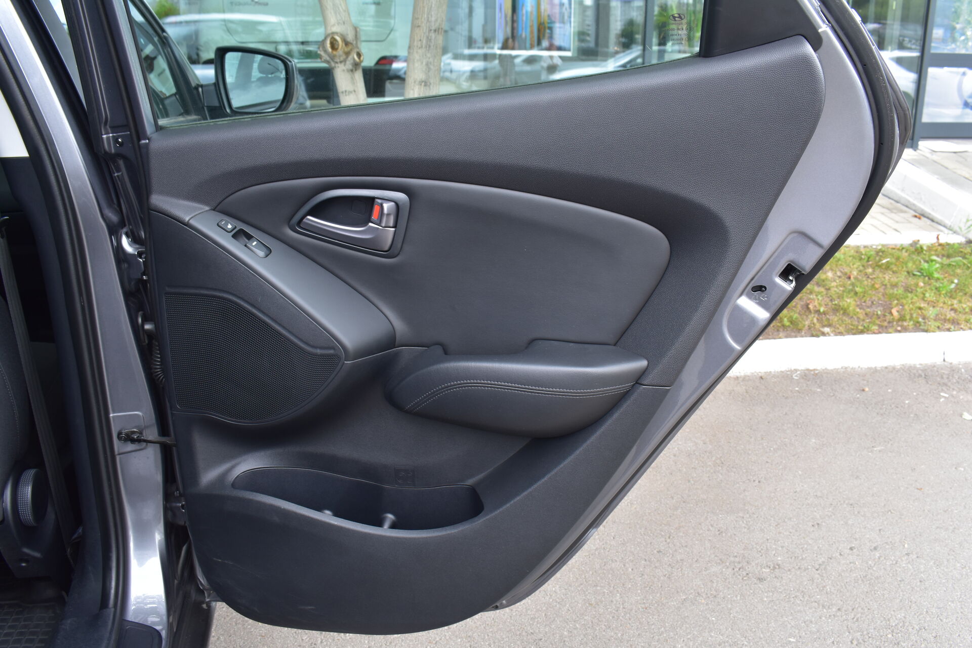 Hyundai ix35, I Рестайлинг 2.0 AT (150 л.с.) 2014