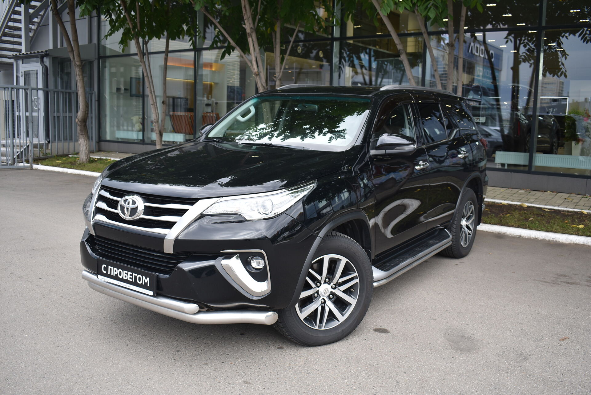Toyota Fortuner, II 2.8d AT (177 л.с.) 4WD 2019
