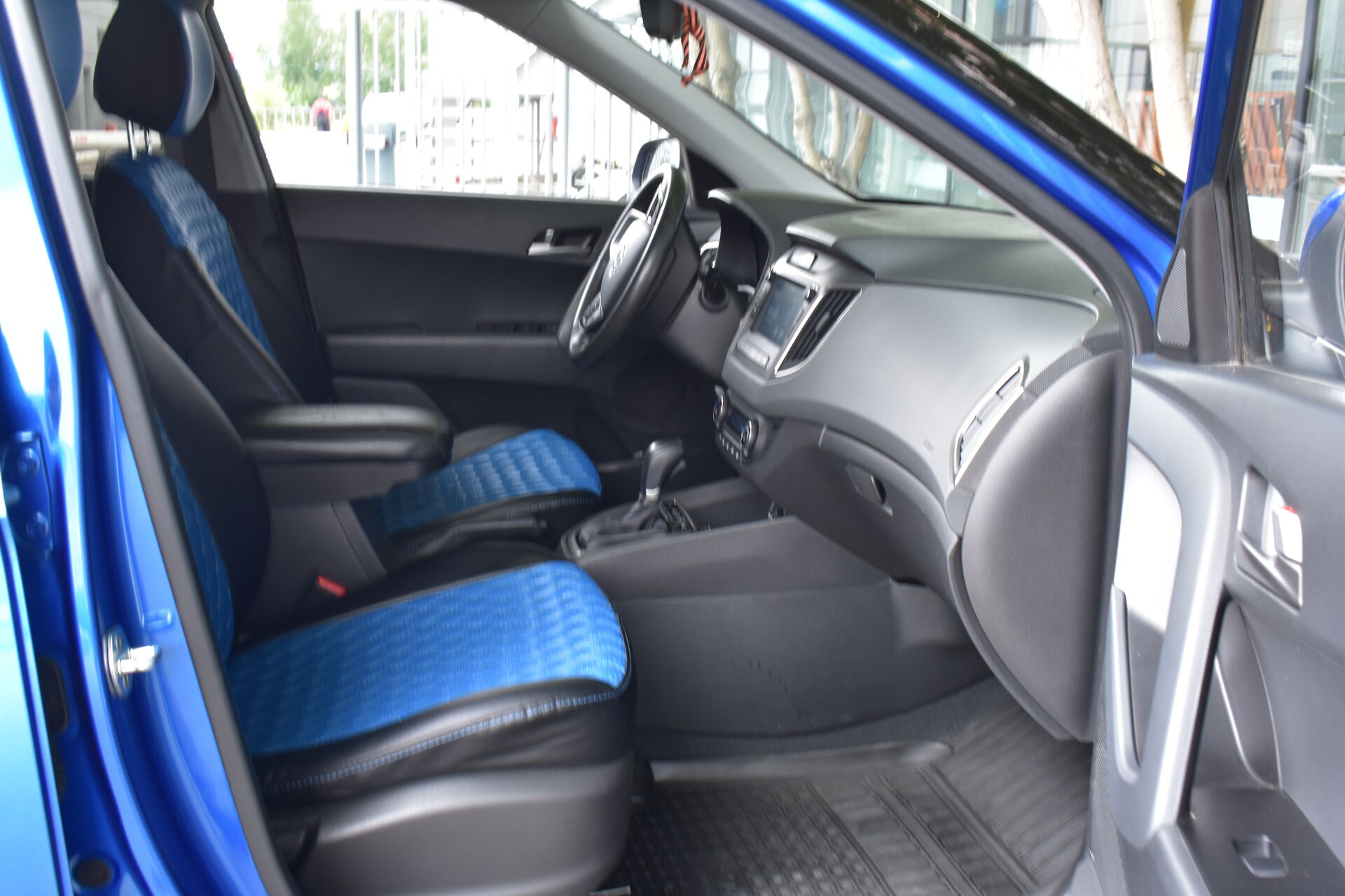 Hyundai Creta, I Рестайлинг 2.0 AT (149 л.с.) 4WD 2021