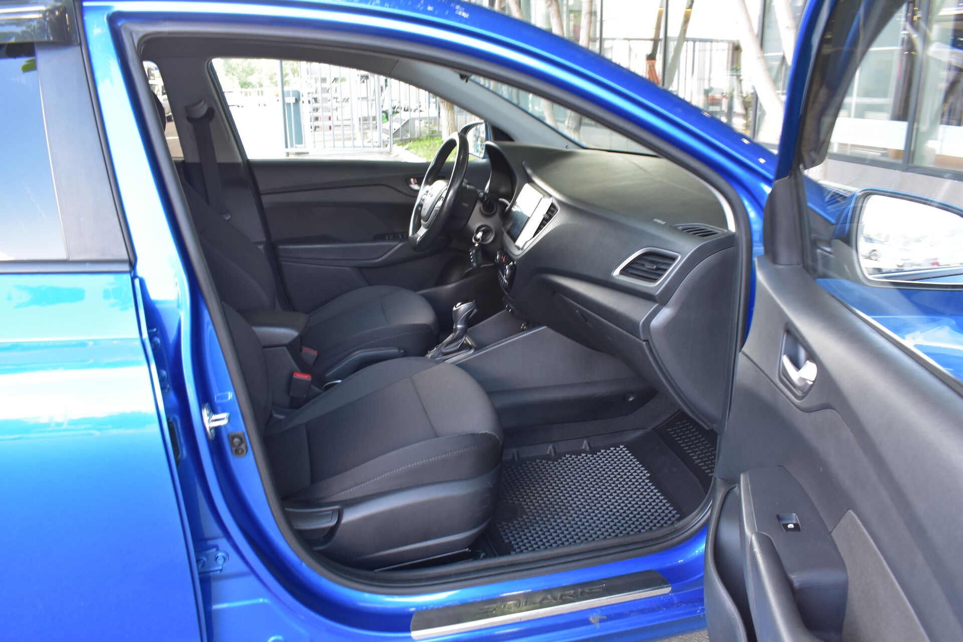 Hyundai Solaris, II 1.6 AT (123 л.с.) 2018