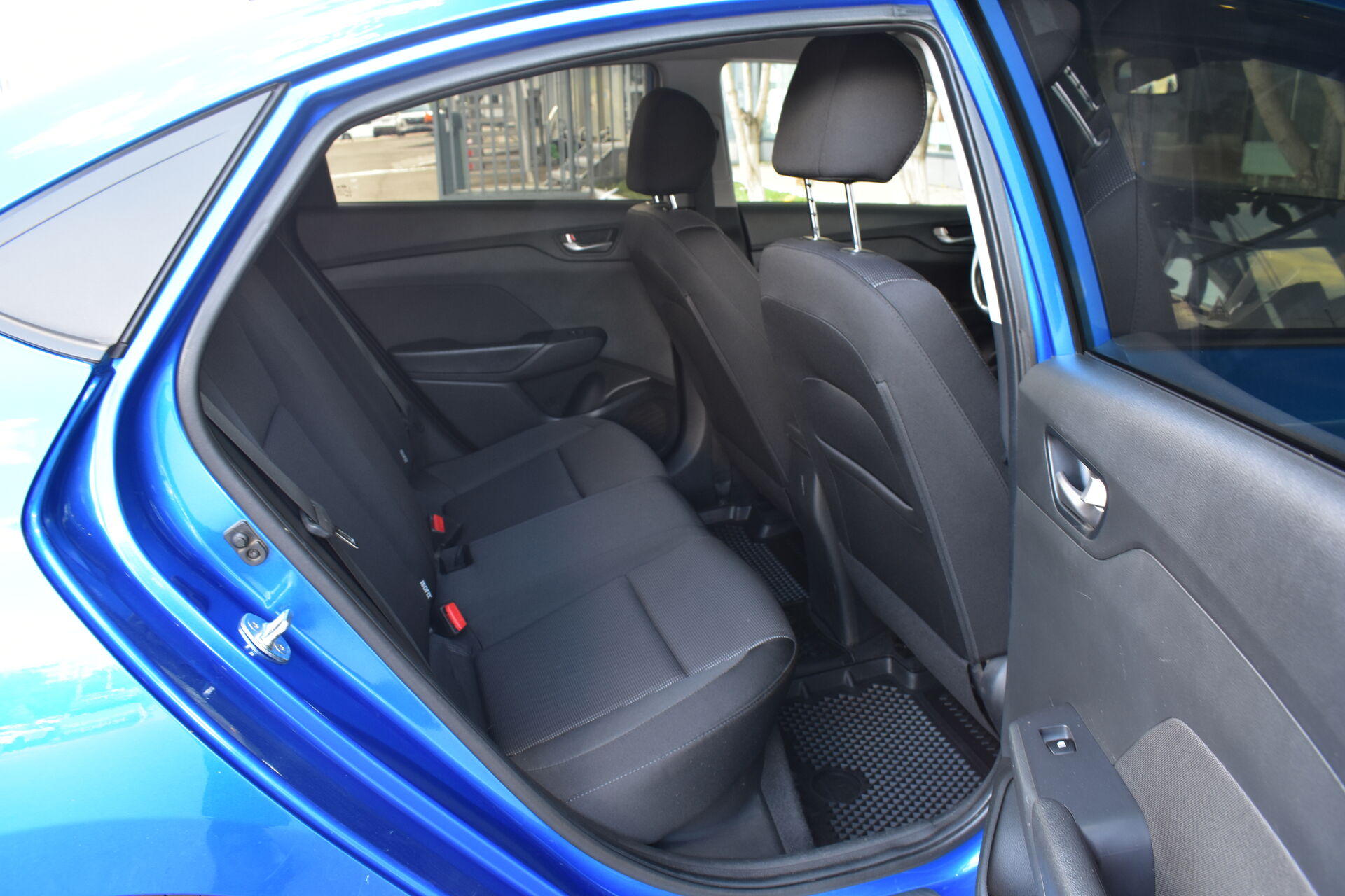 Hyundai Solaris, II 1.6 AT (123 л.с.) 2018