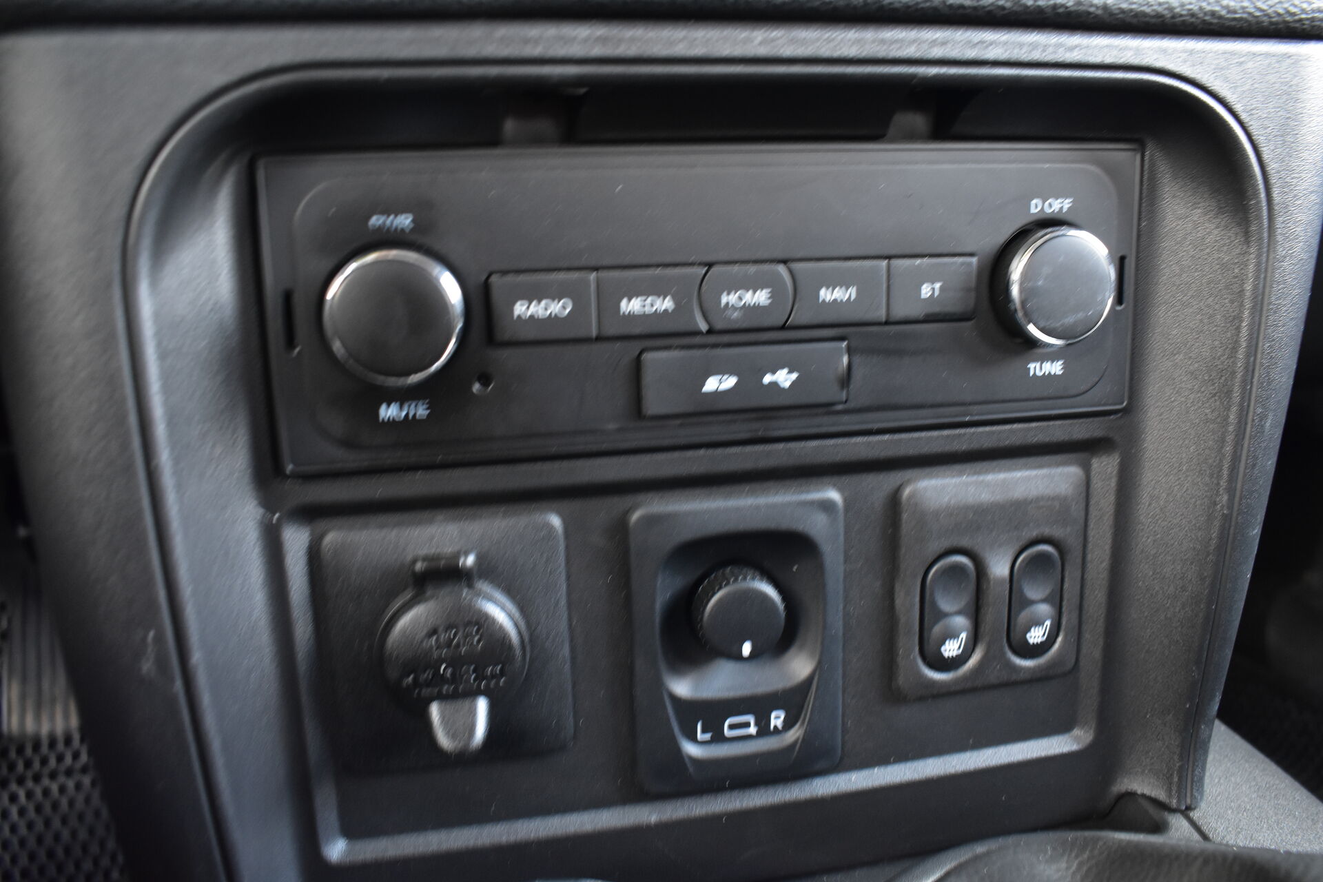 Lada (ВАЗ) Niva Travel, I 1.7 MT (83 л.с.) 4WD 2024