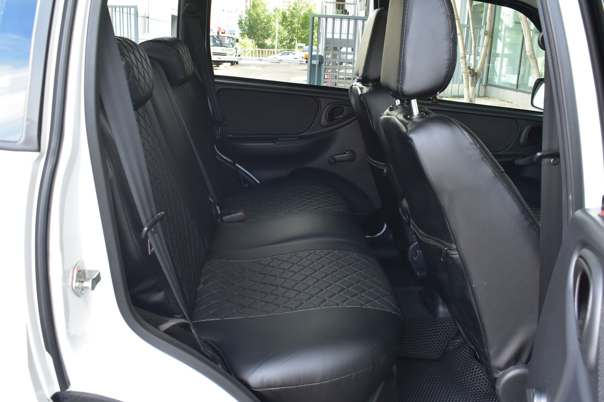 Lada (ВАЗ) Niva Travel, I 1.7 MT (83 л.с.) 4WD 2024