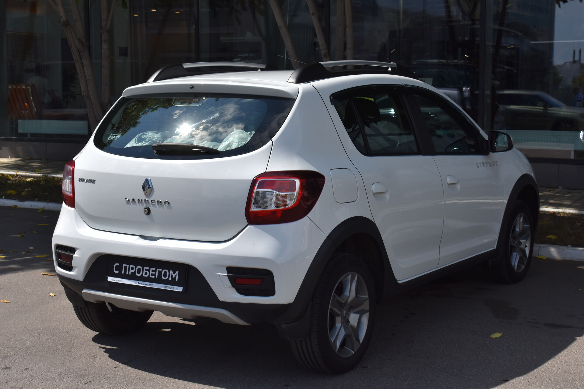Renault Sandero, II Рестайлинг 1.6 MT (82 л.с.) 2019