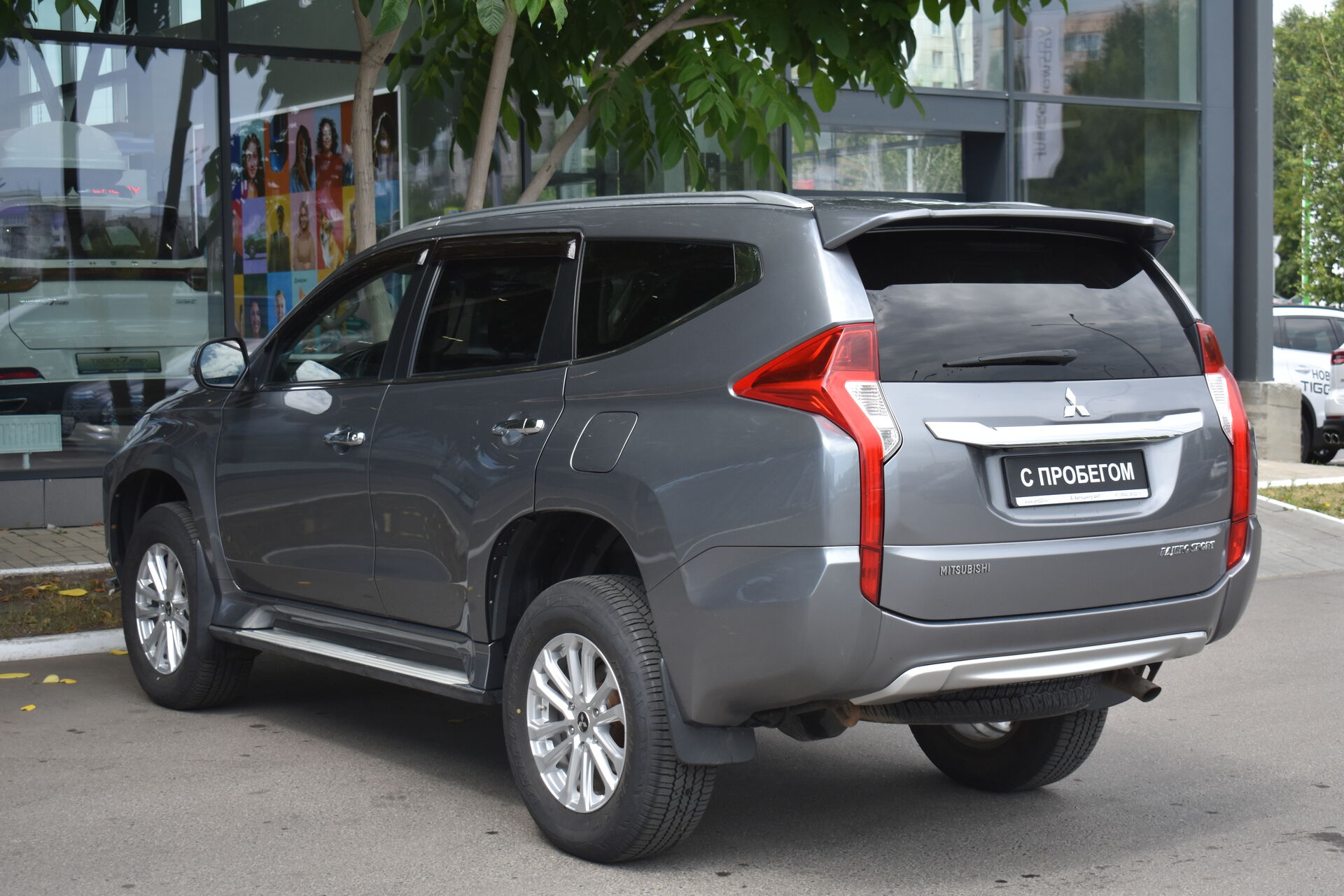Mitsubishi Pajero Sport, III 2.4d AT (181 л.с.) 4WD 2017
