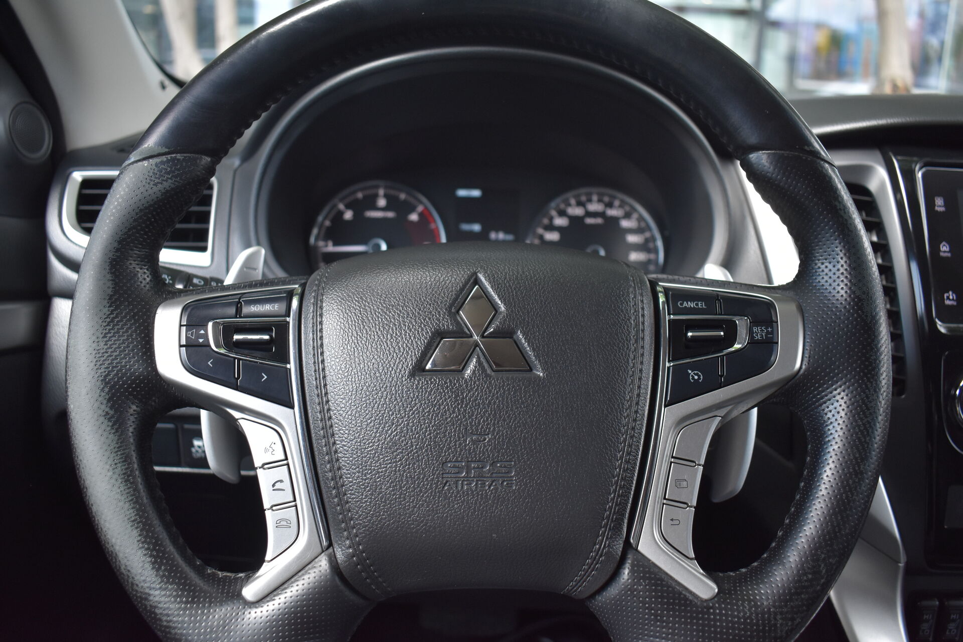 Mitsubishi Pajero Sport, III 2.4d AT (181 л.с.) 4WD 2017