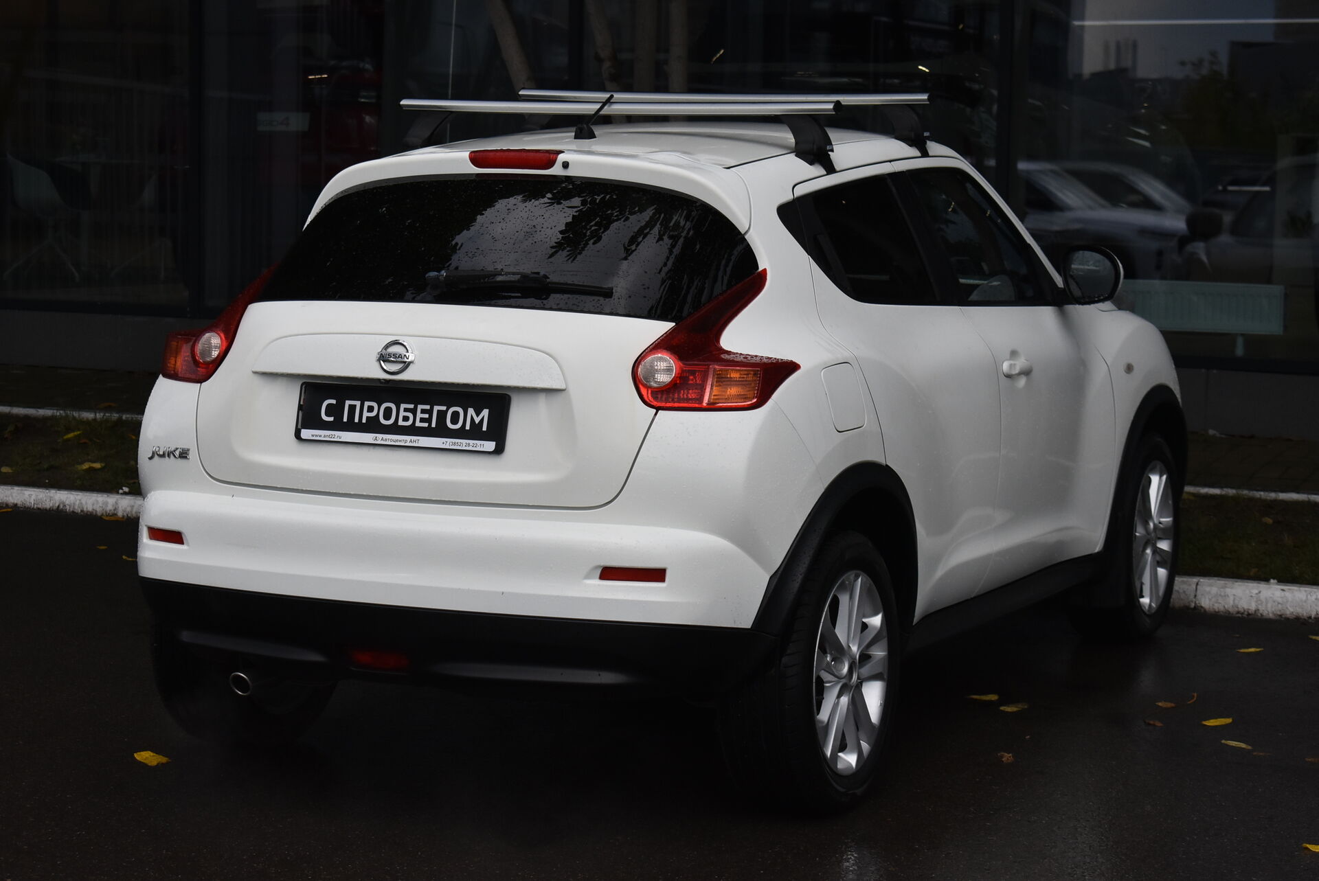 Nissan Juke, I 1.6 CVT (117 л.с.) 2012