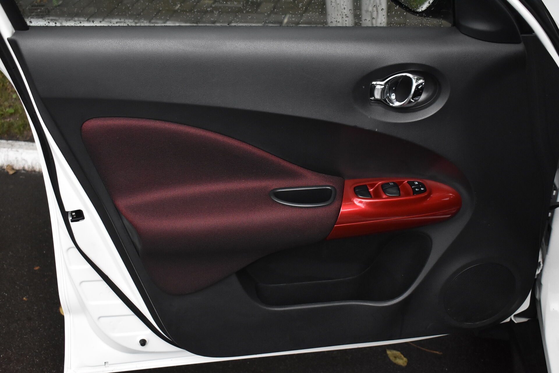 Nissan Juke, I 1.6 CVT (117 л.с.) 2012